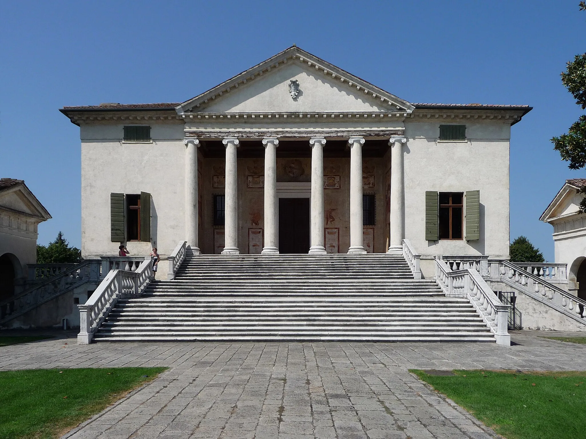 Photo showing: Villa Badoer in Fratta Polesine, province of Rovigo, Italy, designed by Andrea Palladio in 1554 and built 1556-1563.