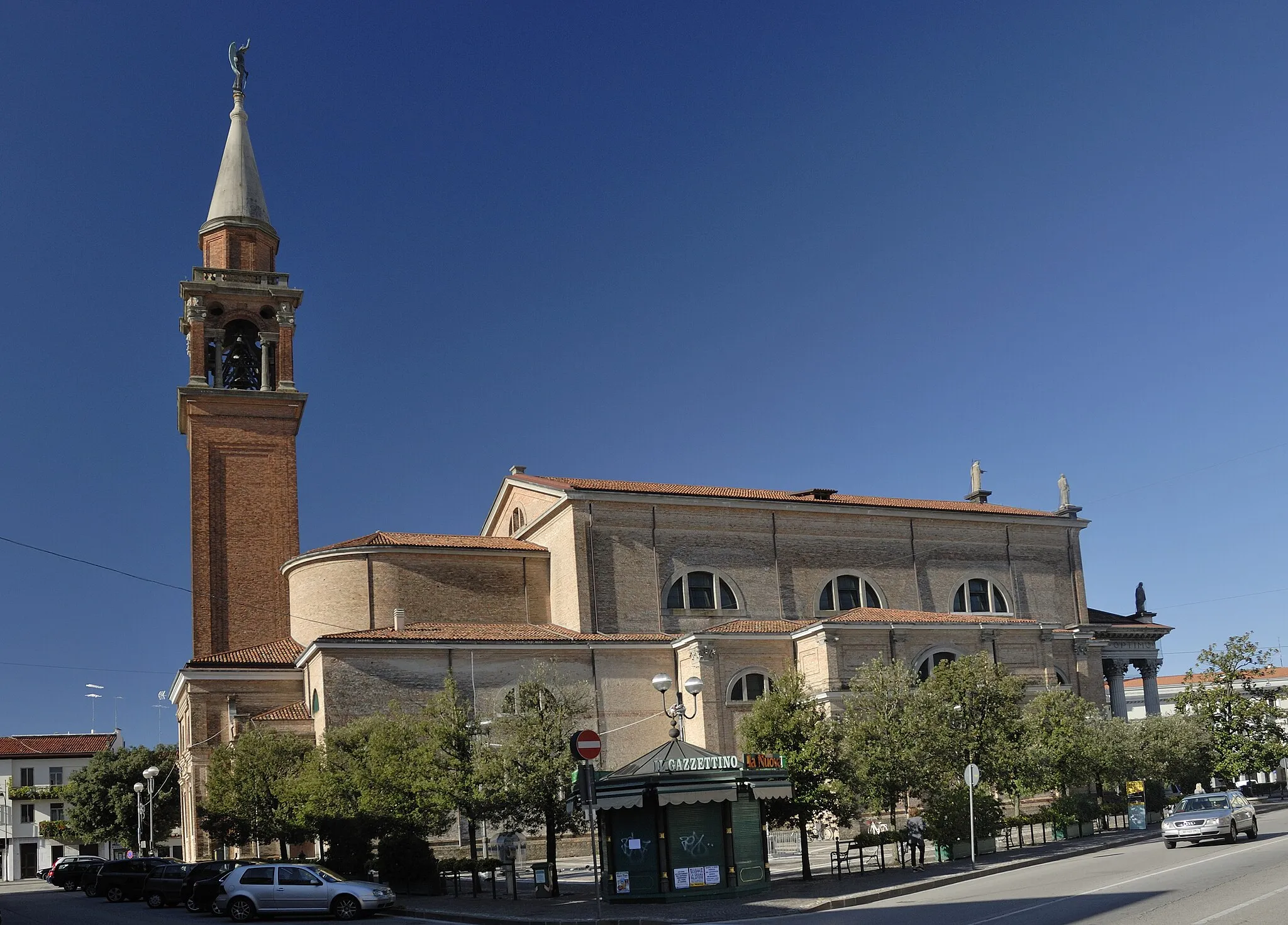 Photo showing: Il Duomo di San Donà di Piave, Veneto