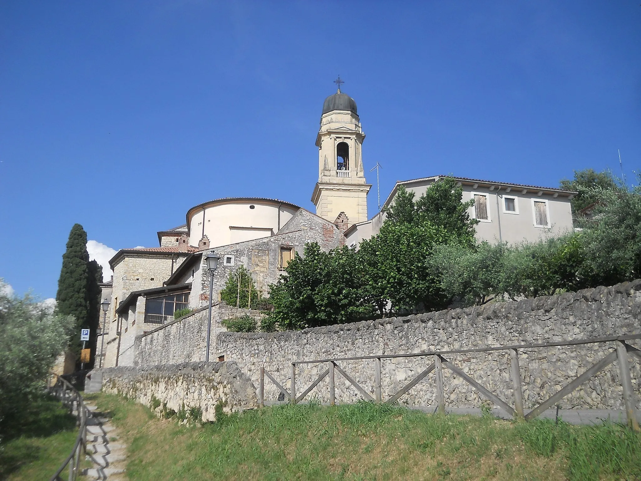 Photo showing: Abitato di Castelrotto nel comune di San Pietro in Cariano