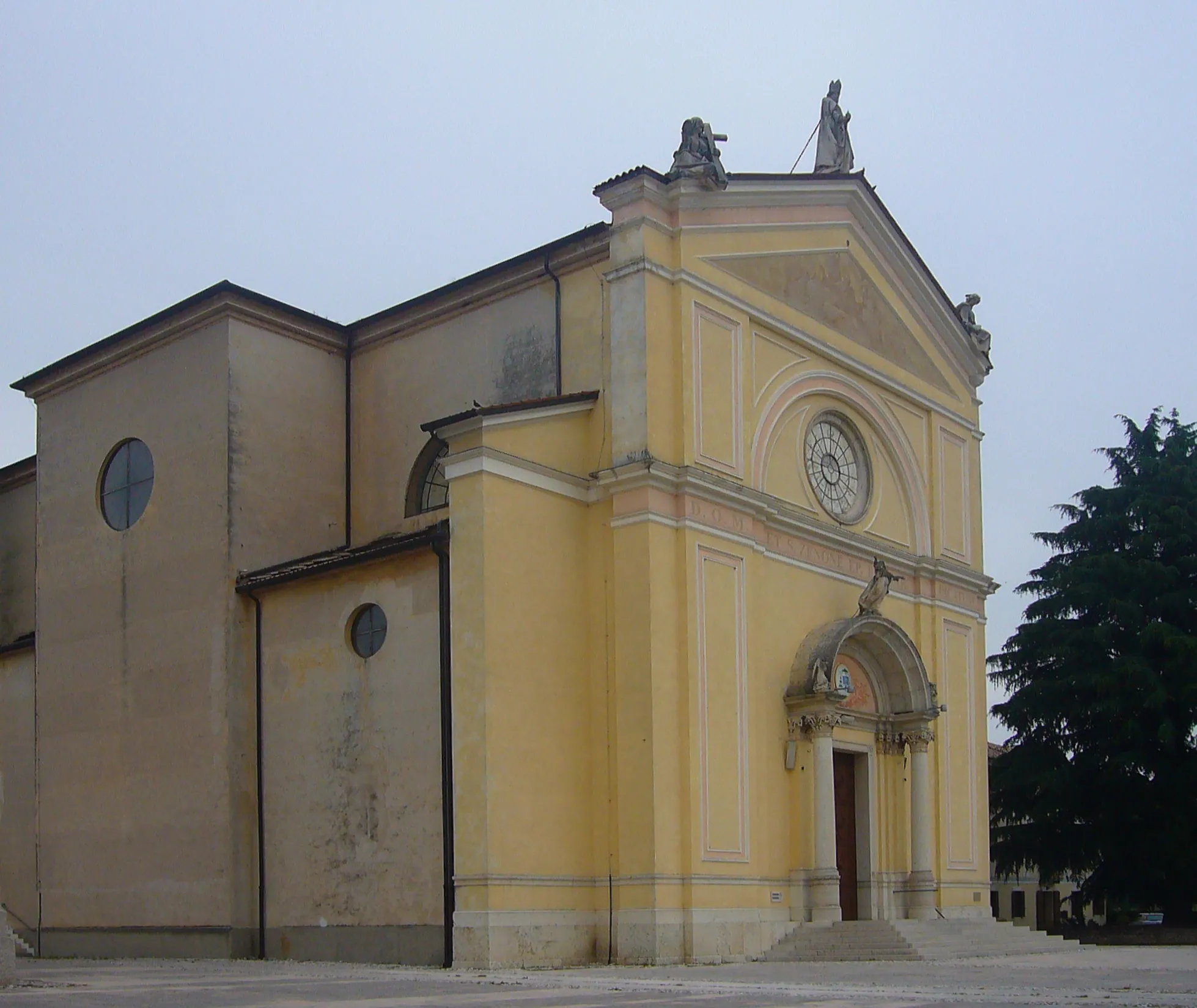 Photo showing: La chiesa parrocchiale di San Zenone degli Ezzelini