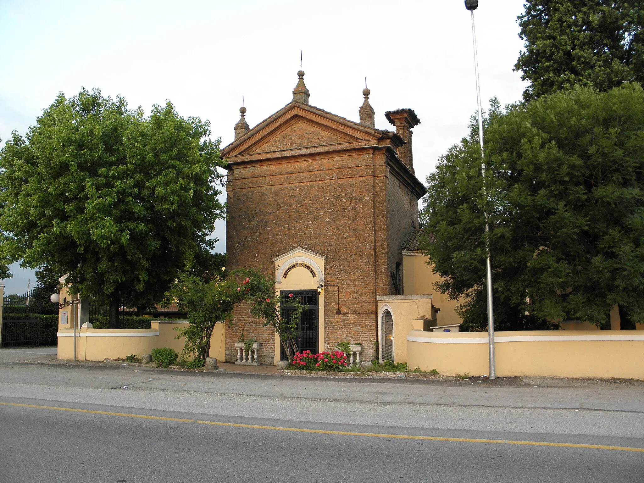 Photo showing: Santa Maria Maddalena, frazione di Occhiobello: l'Oratorio di San Gaetano.