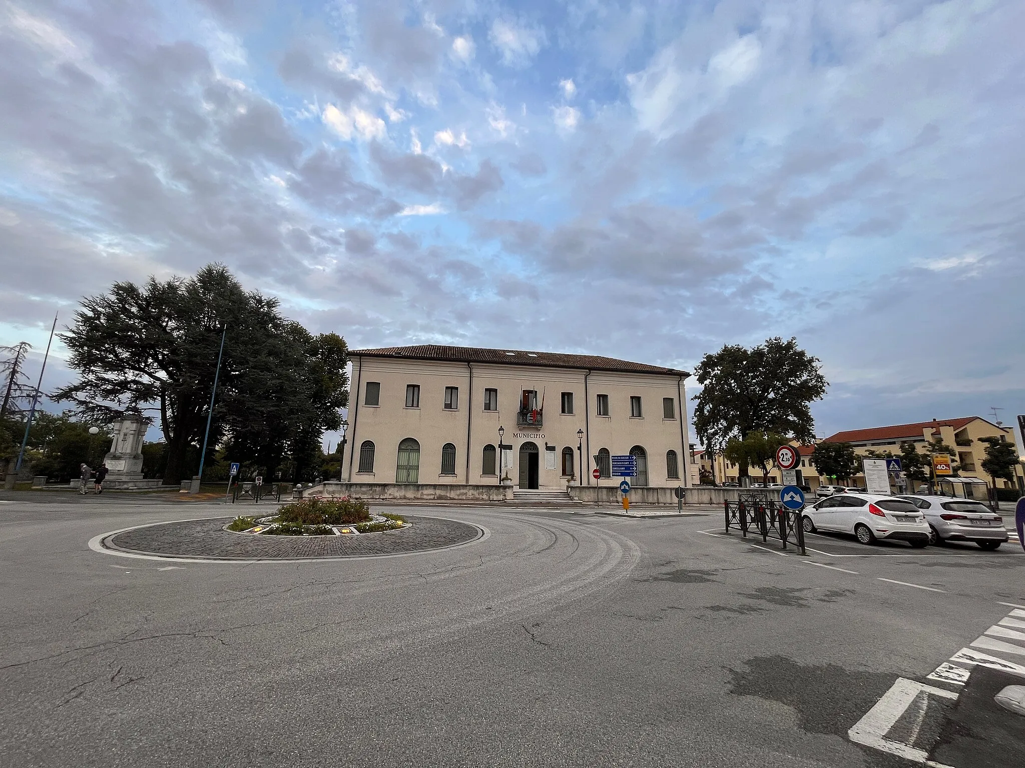 Photo showing: Municipio Sernaglia della Battaglia 2022