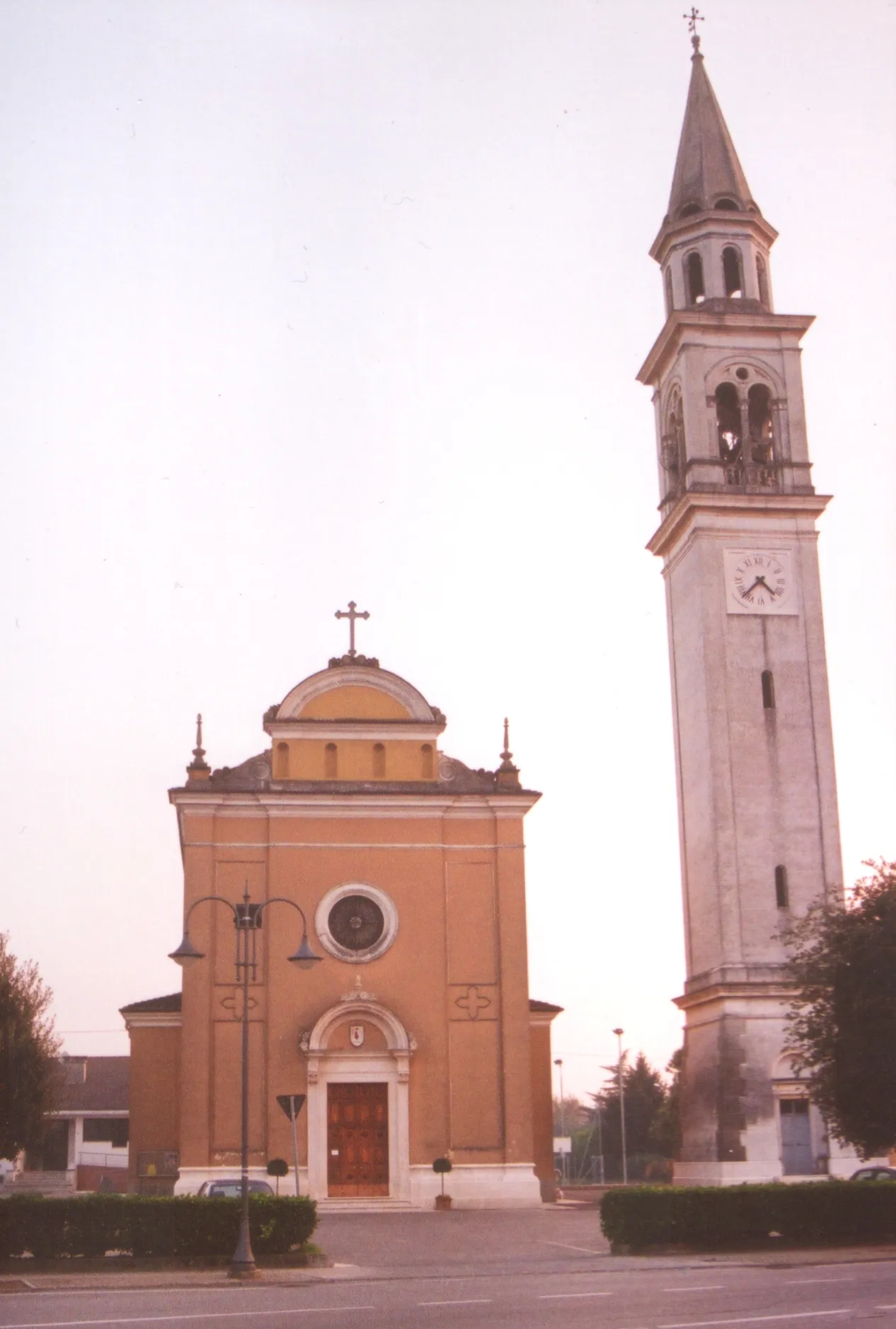 Photo showing: Chiesa di Marola