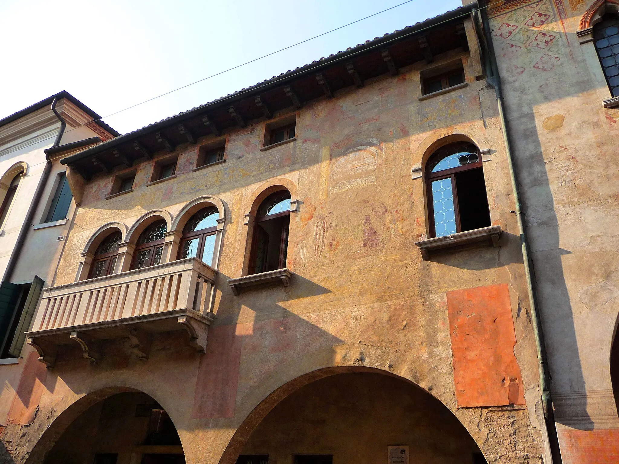 Photo showing: facade of ca da Robegan in Treviso (IT)