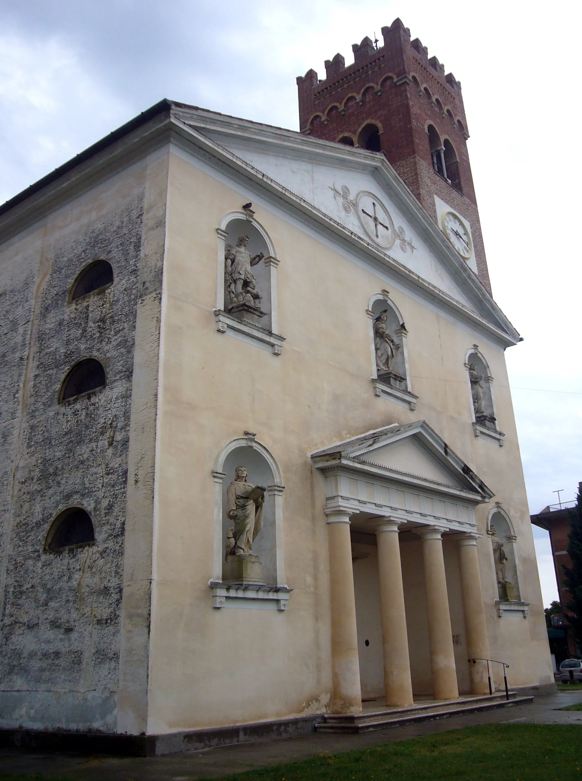 Photo showing: La chiesa di Santa Maria Maddalena a Volpago del Montello