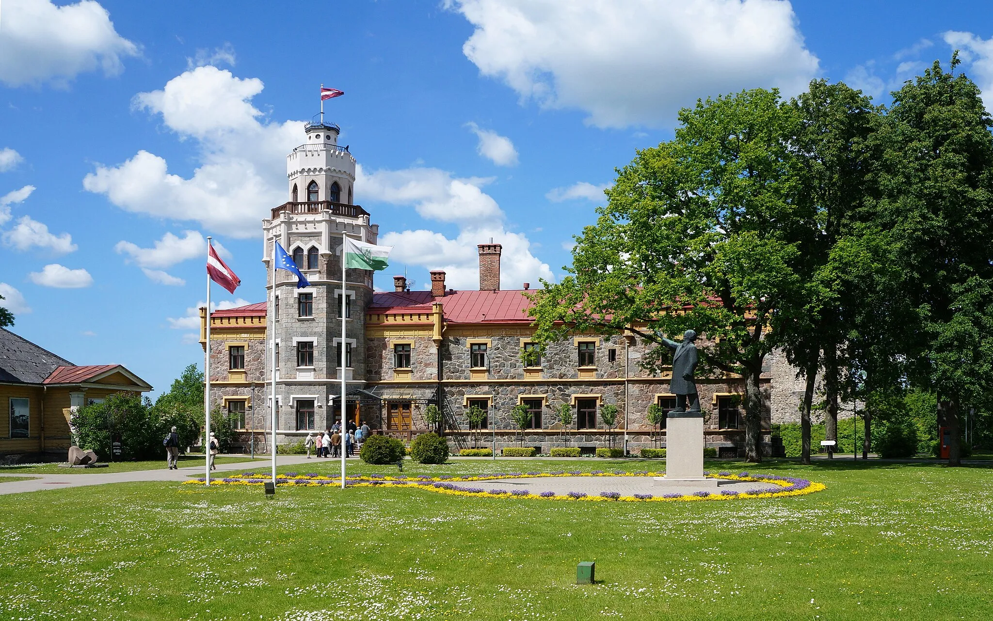 Photo showing: Le nouveau Château de Sigulda, Sigulda, Latvia Lettonie.