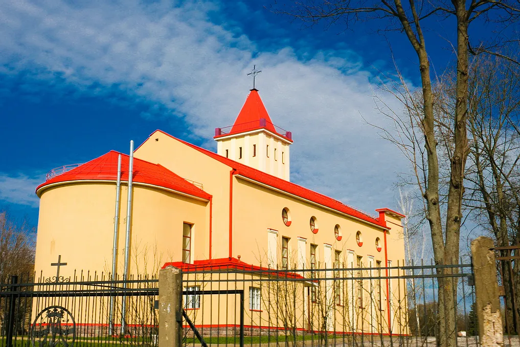 Photo showing: Roman Catholic church in Naujoji Vilnia, Vilnius, Lithuania.