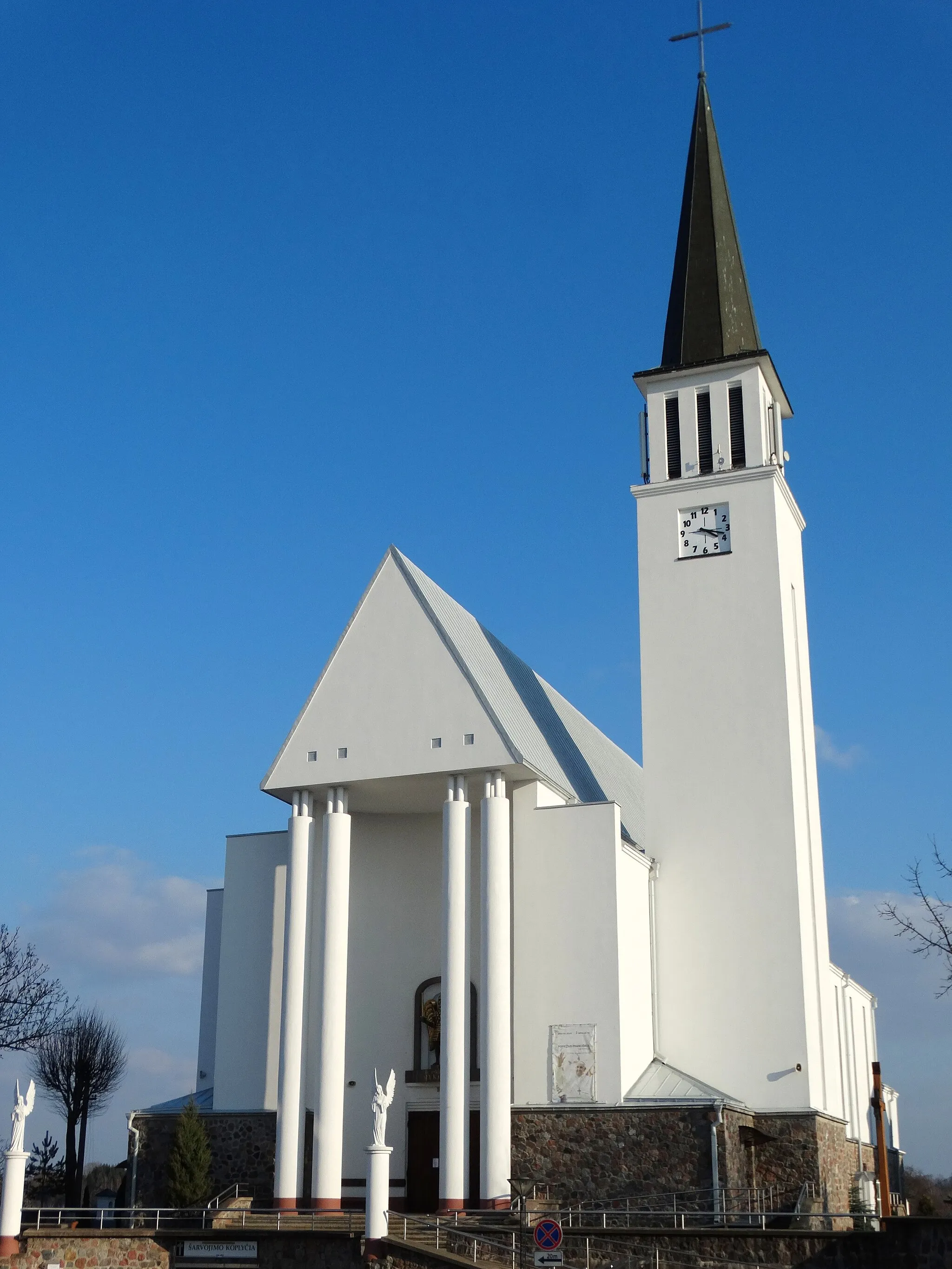 Photo showing: Catholic Church, Gargždai, Lithuania