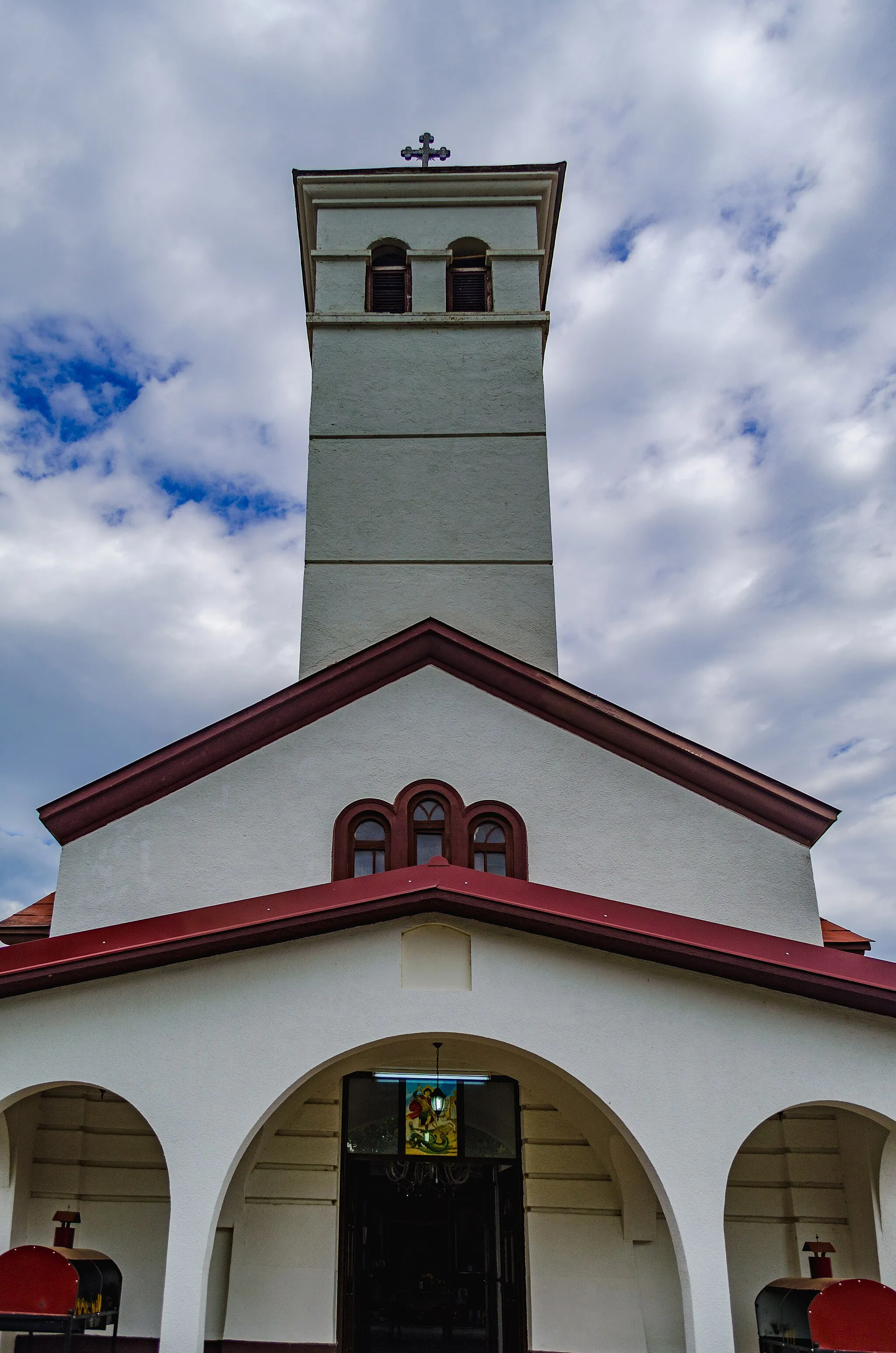 Photo showing: View of St. George's Church in the village Pirava