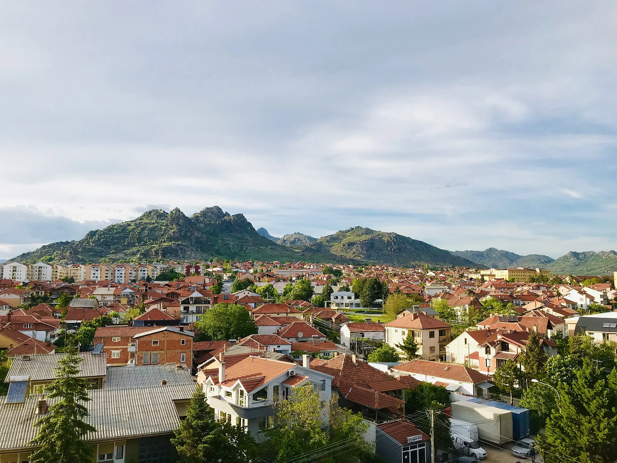 Photo showing: A panorama of the City of Prilep from the Hotel Kristal Palas, 2019