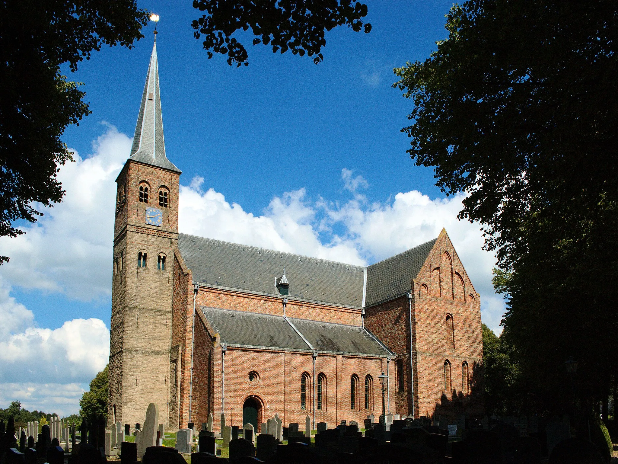 Photo showing: Church in Burgum, the Netherlands. Monument nr. 35634