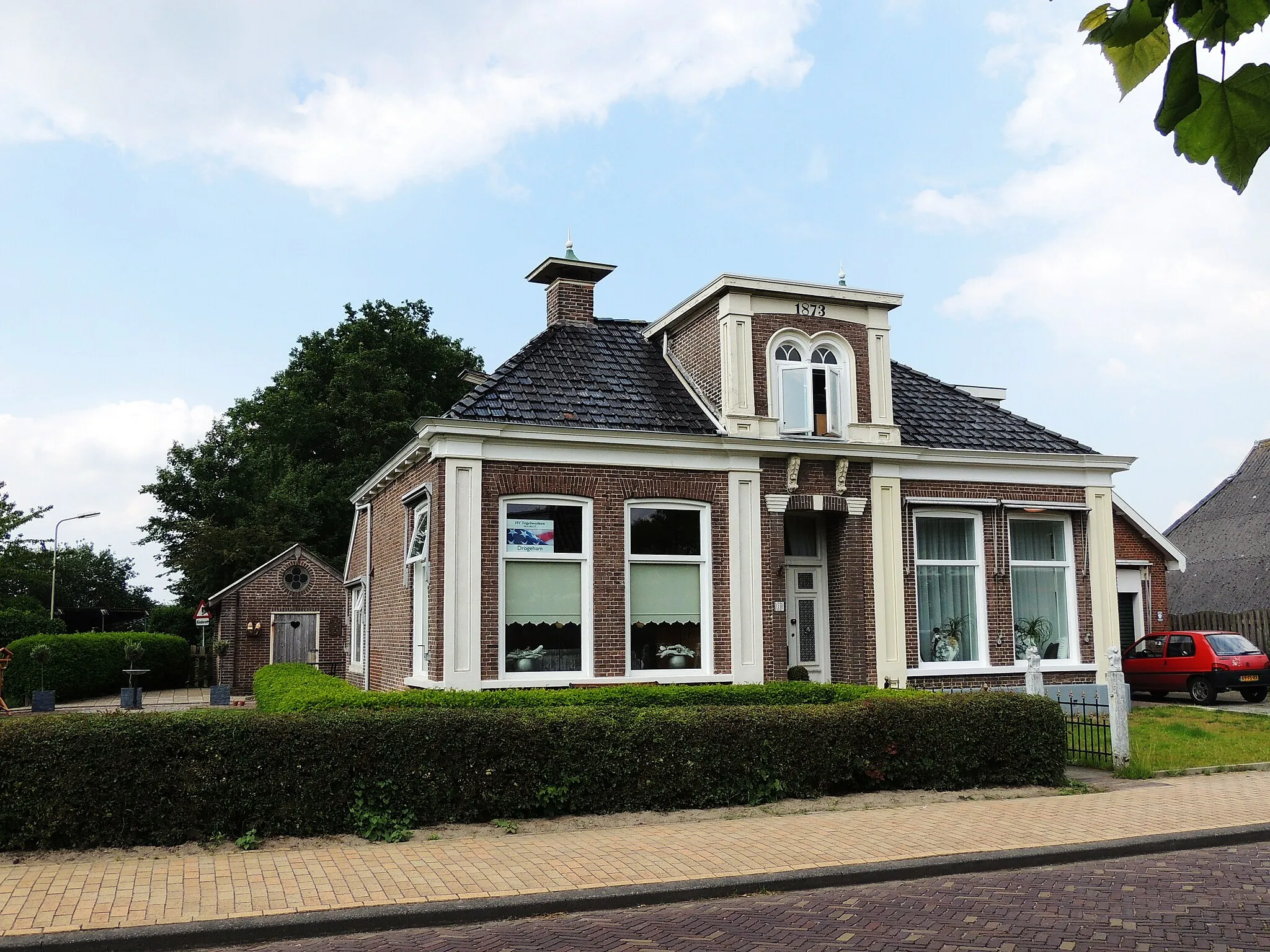 Photo showing: Bourren 10