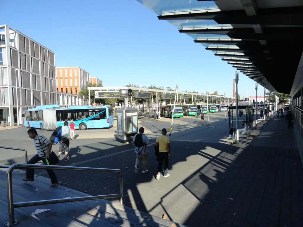 Photo showing: Apeldoorn Bus station