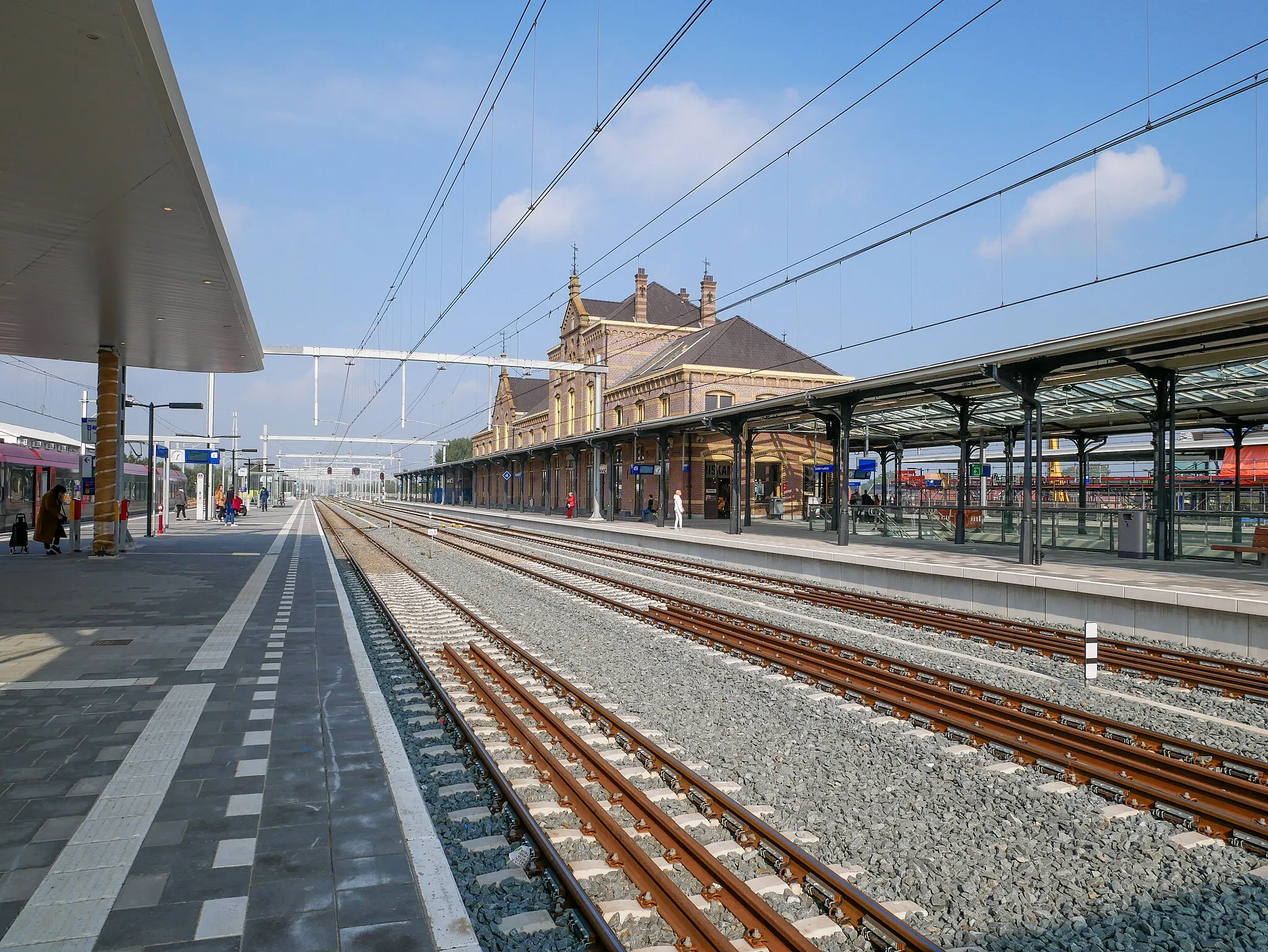 Photo showing: Station building of Geldermalsen railway station