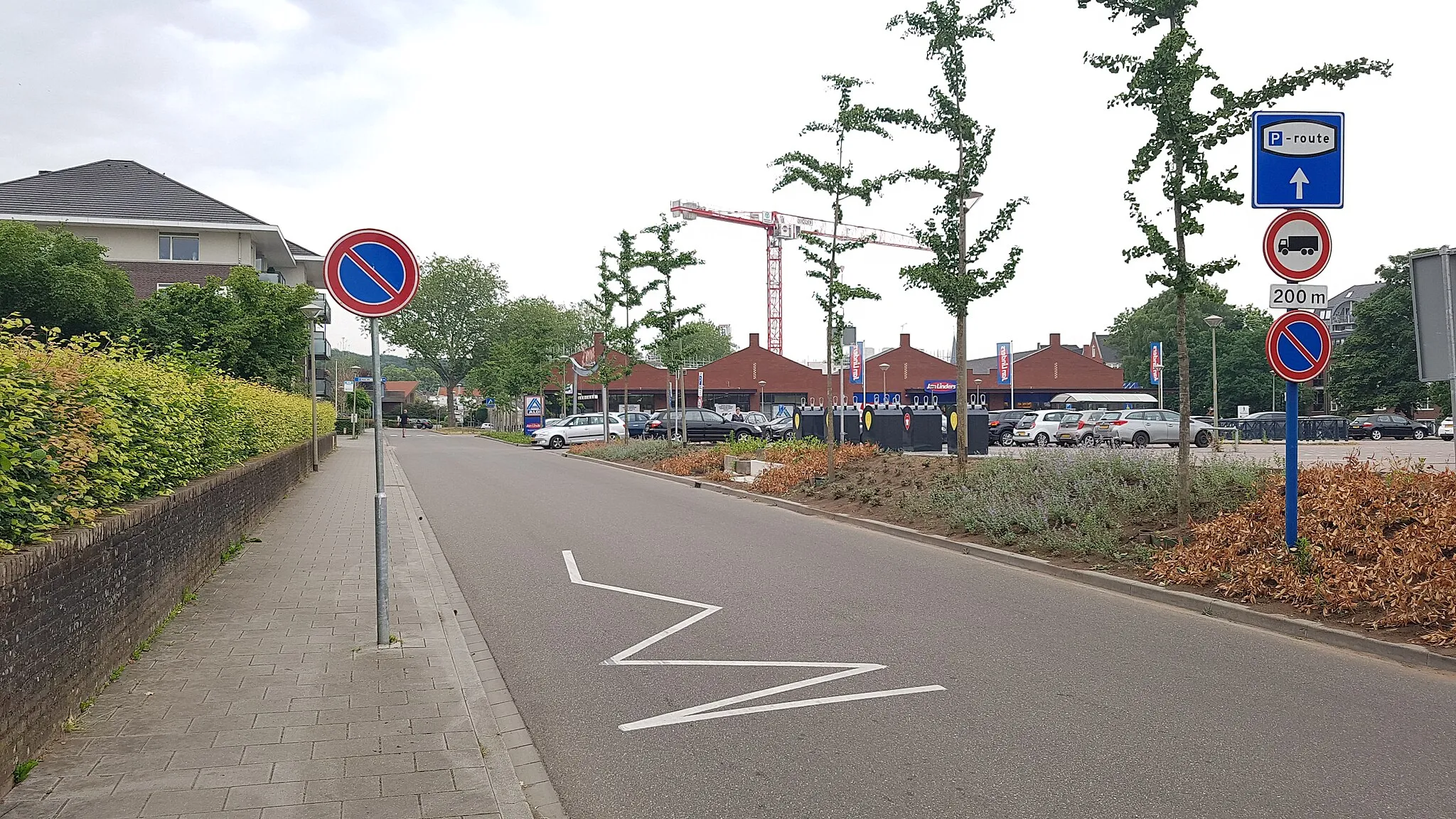 Photo showing: Spoorlaan in Groesbeek gezien in westelijke richting vanaf de kruising met het Wisselpad