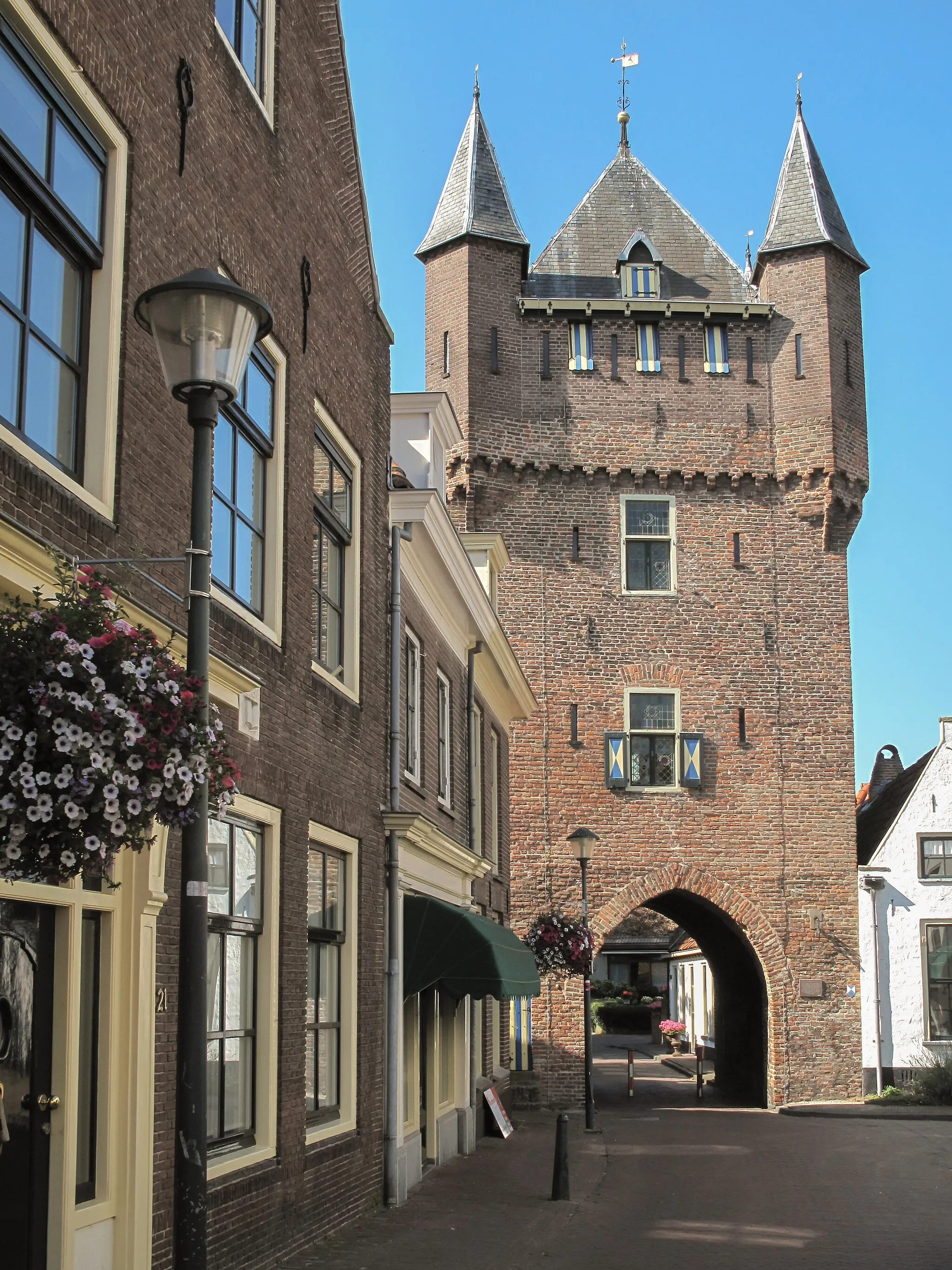 Image of Hattem