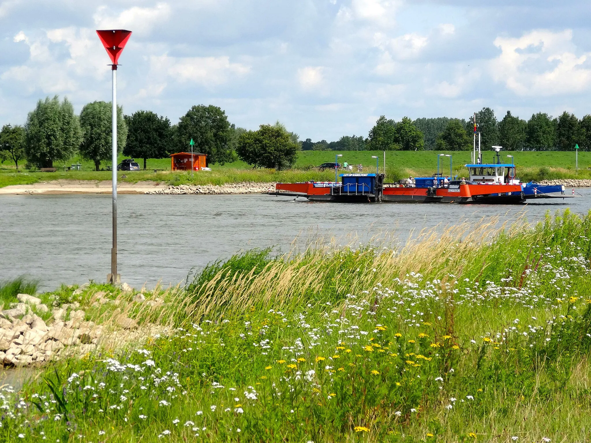 Photo showing: Wijhese veer over de IJssel (verbinding Wijhe-Heerde)