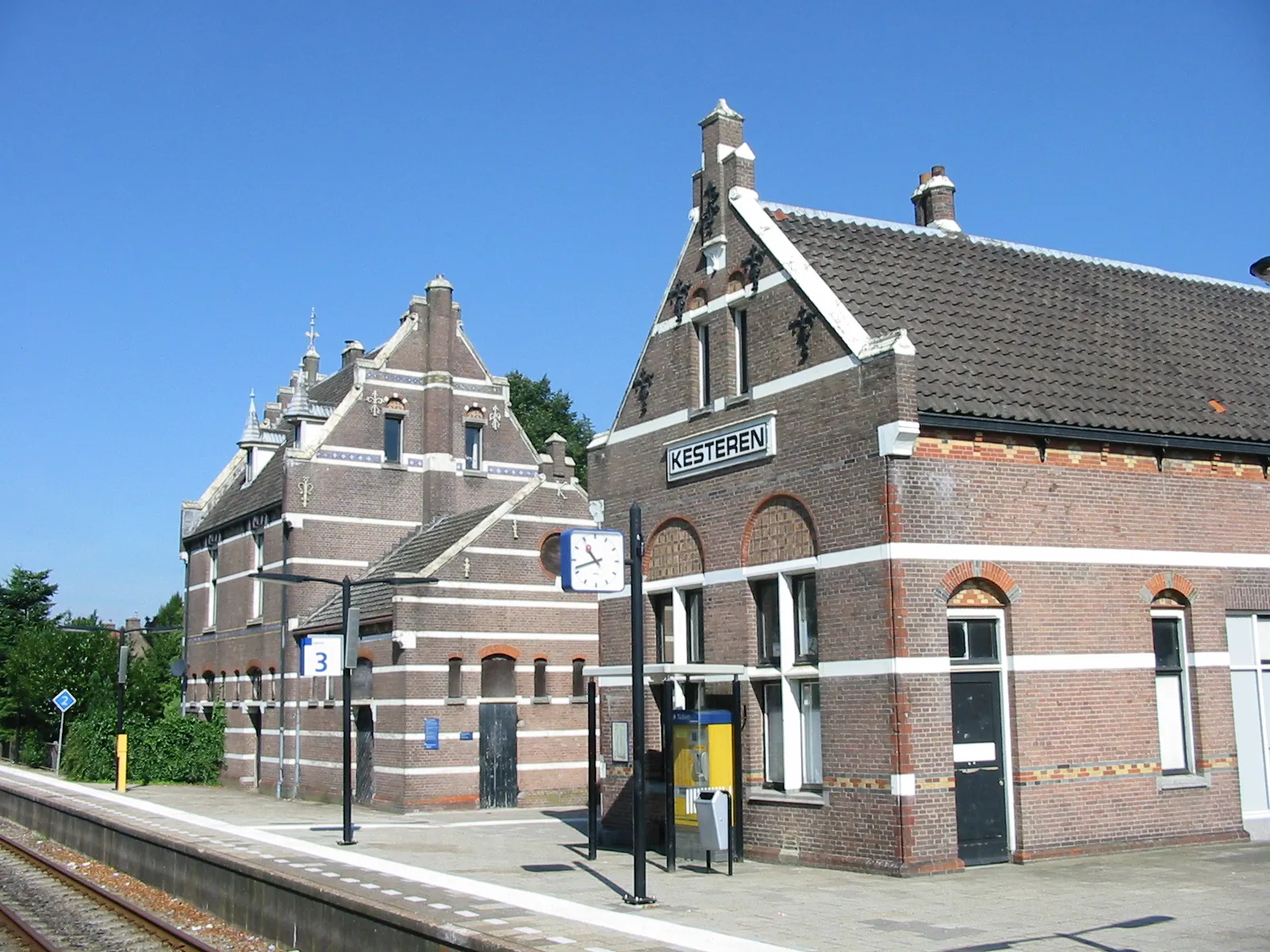 Photo showing: Stationsgebouwen Kesteren.