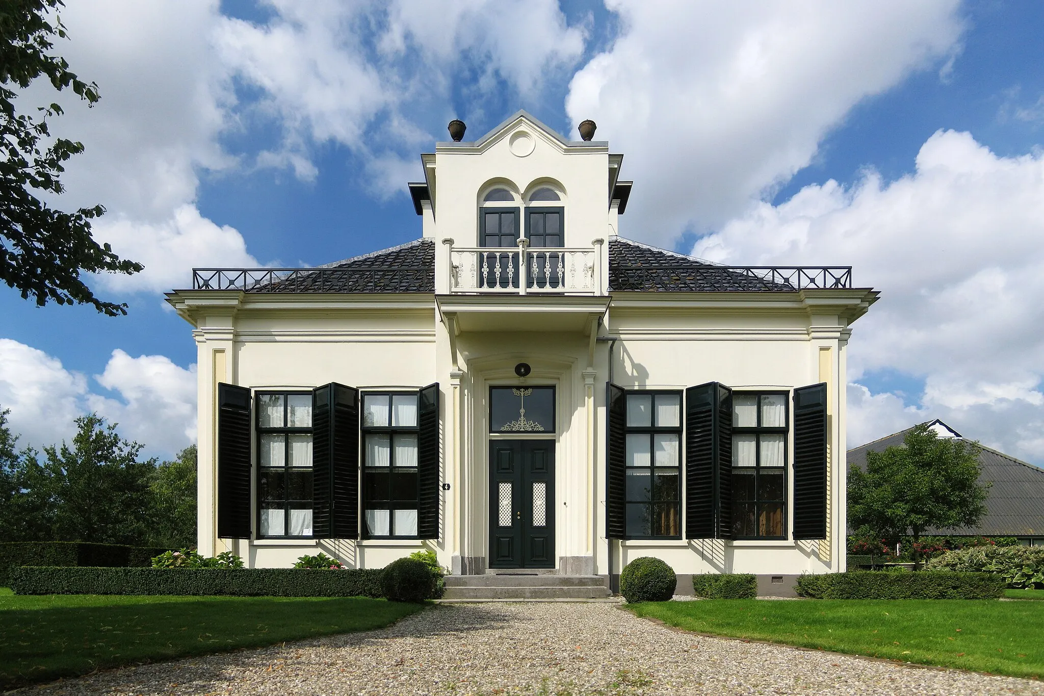 Photo showing: Farmhouse (1864) in Leens, a village in the Dutch province of Groningen.