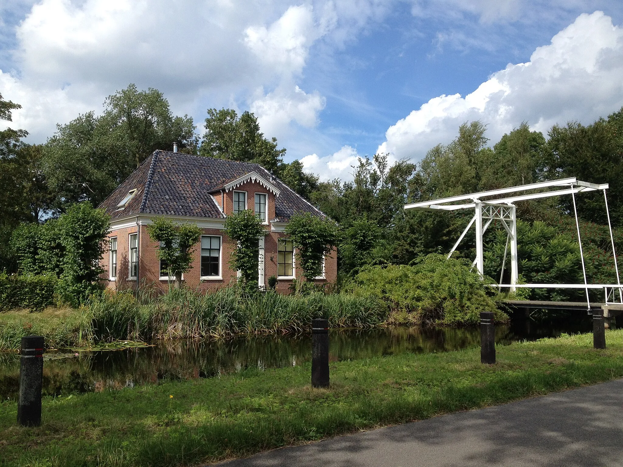 Photo showing: This is an image of a municipal monument in Veendam with number