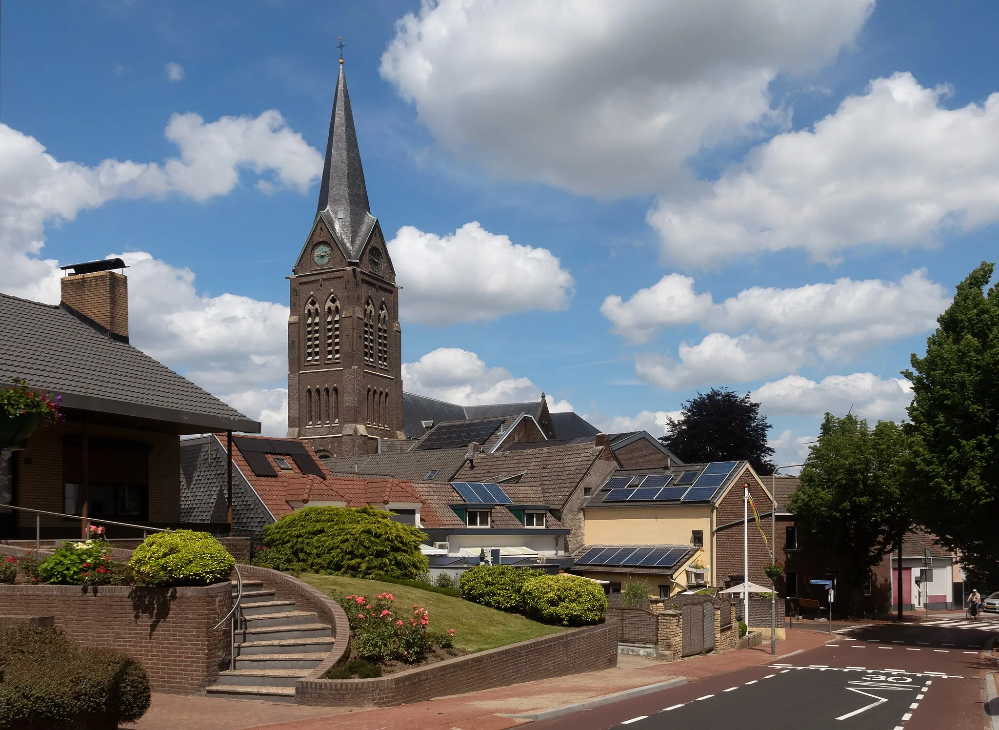 Photo showing: Bocholtz, church: Jacobus de Meerderekerk
