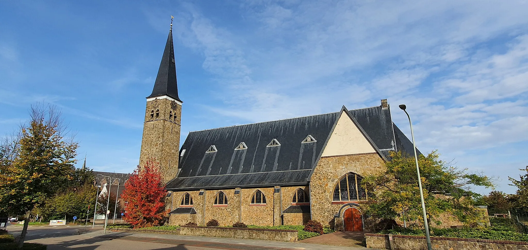 Photo showing: Onze-Lieve-Vrouw Onbevlekt Ontvangenkerk (Koningsbosch) - OLV Onbevlekte Ontvangenis, Prinsenbaan 131 (133), 6104 BC Koningsbosch, Niederlande