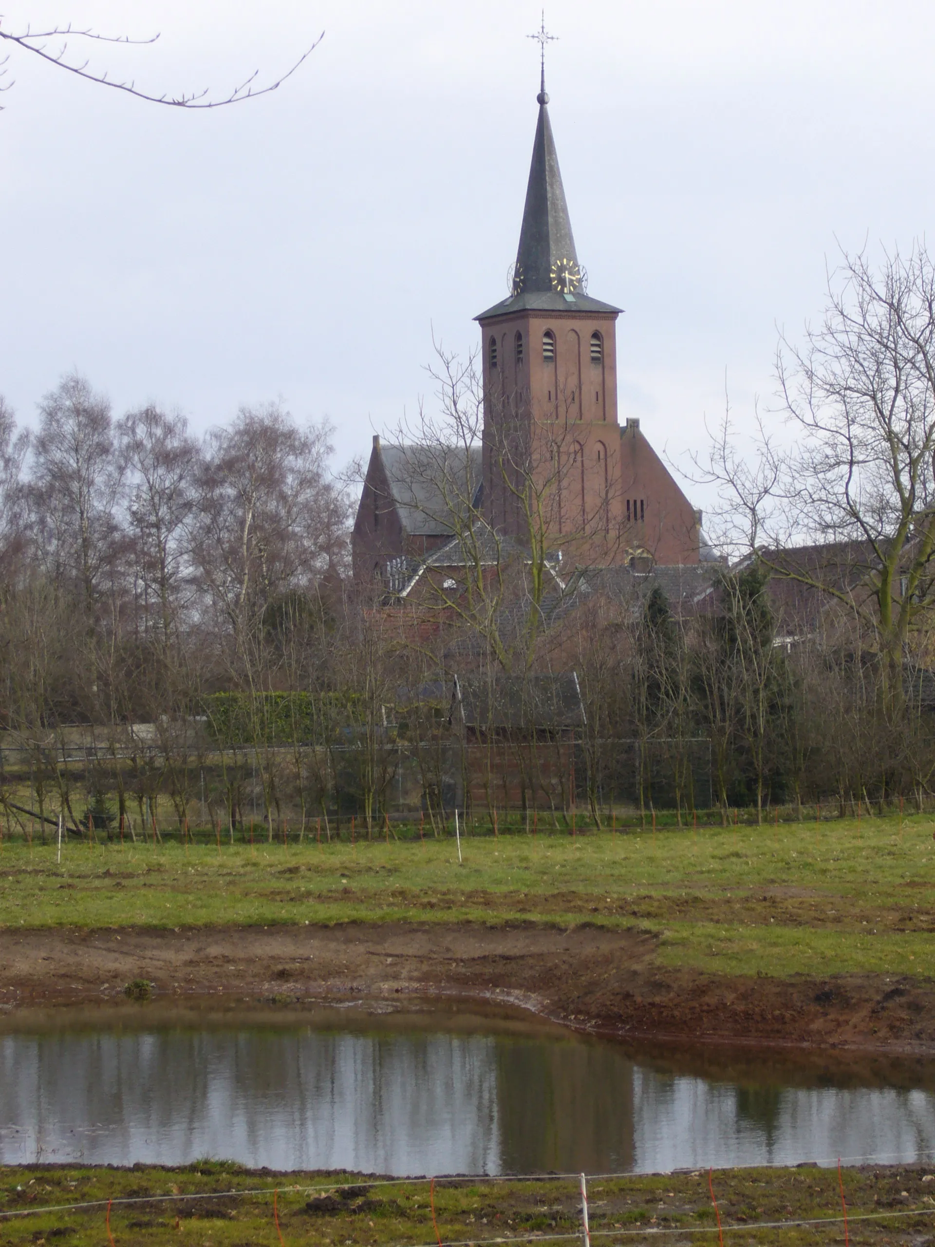 Photo showing: Kerk Meerlo.