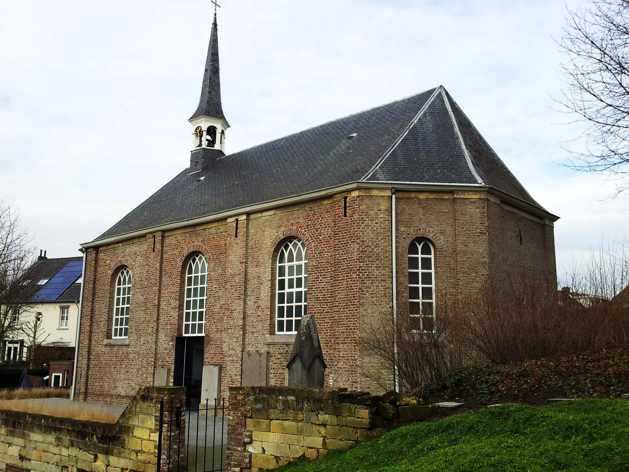 Photo showing: Meerssen, Limburg, the Netherlands. View of the co-called Leopold's Church, the former protestant church, now a cultural center.