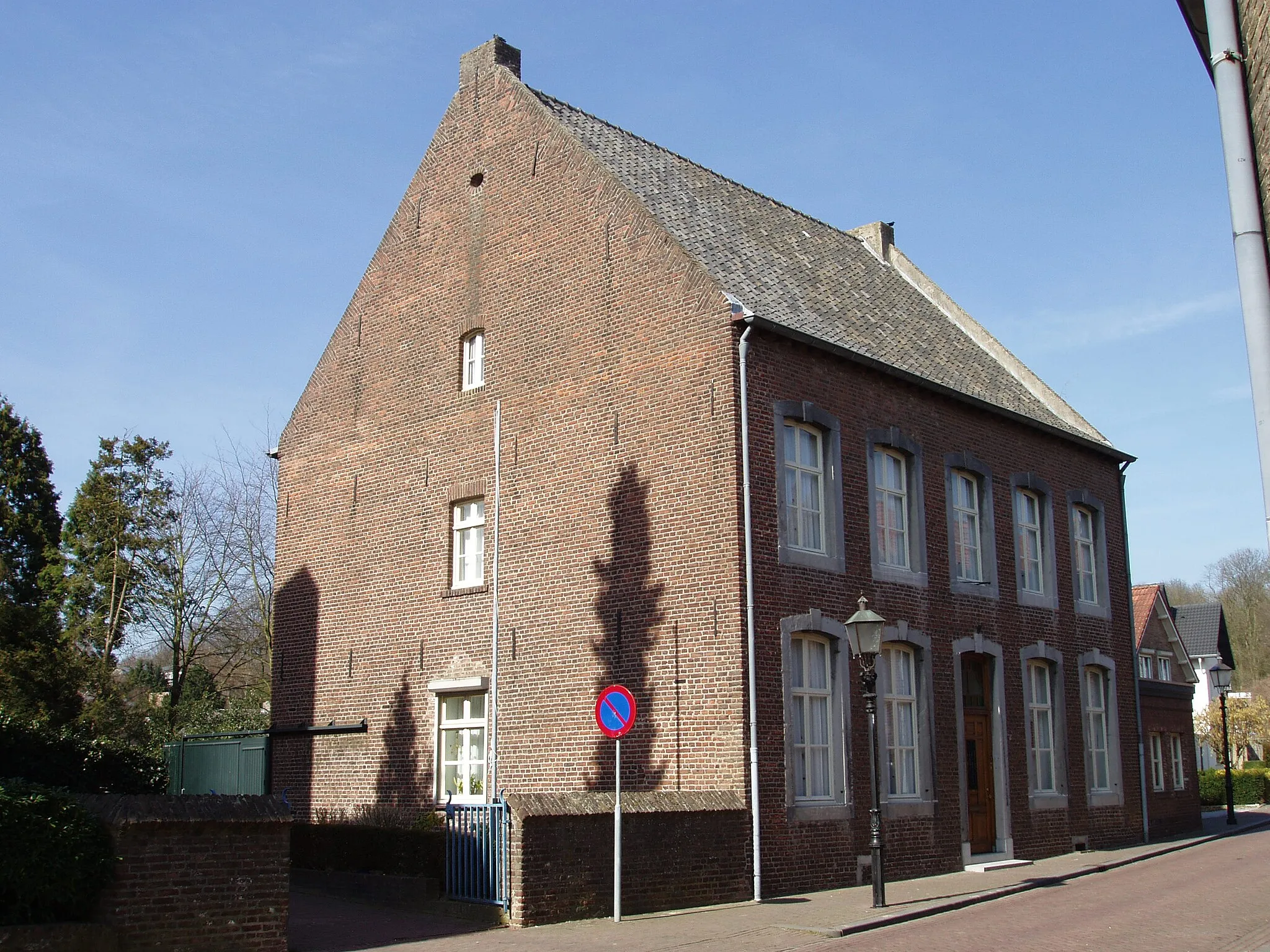 Photo showing: Raadhuisstraat 10, Oirsbeek, Limburg, the Netherlands