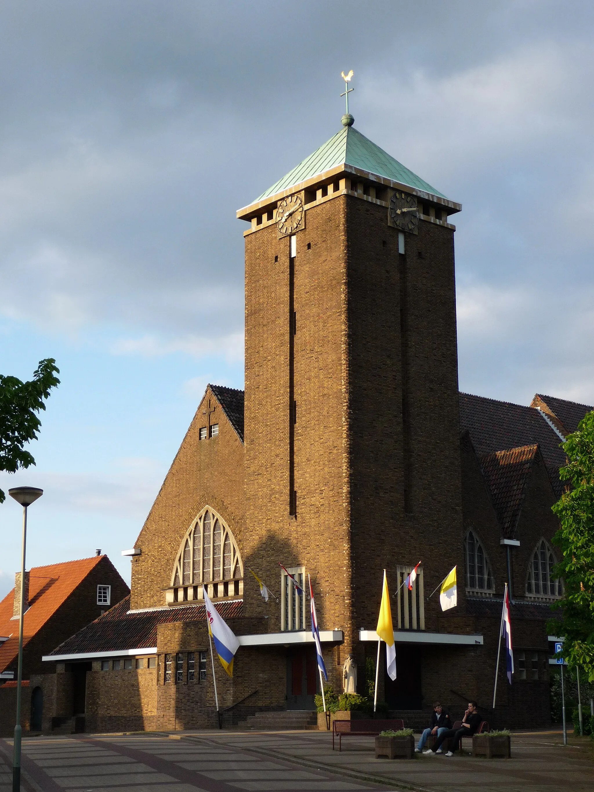 Photo showing: Heilig Hart van Jezus kerk in Rothem