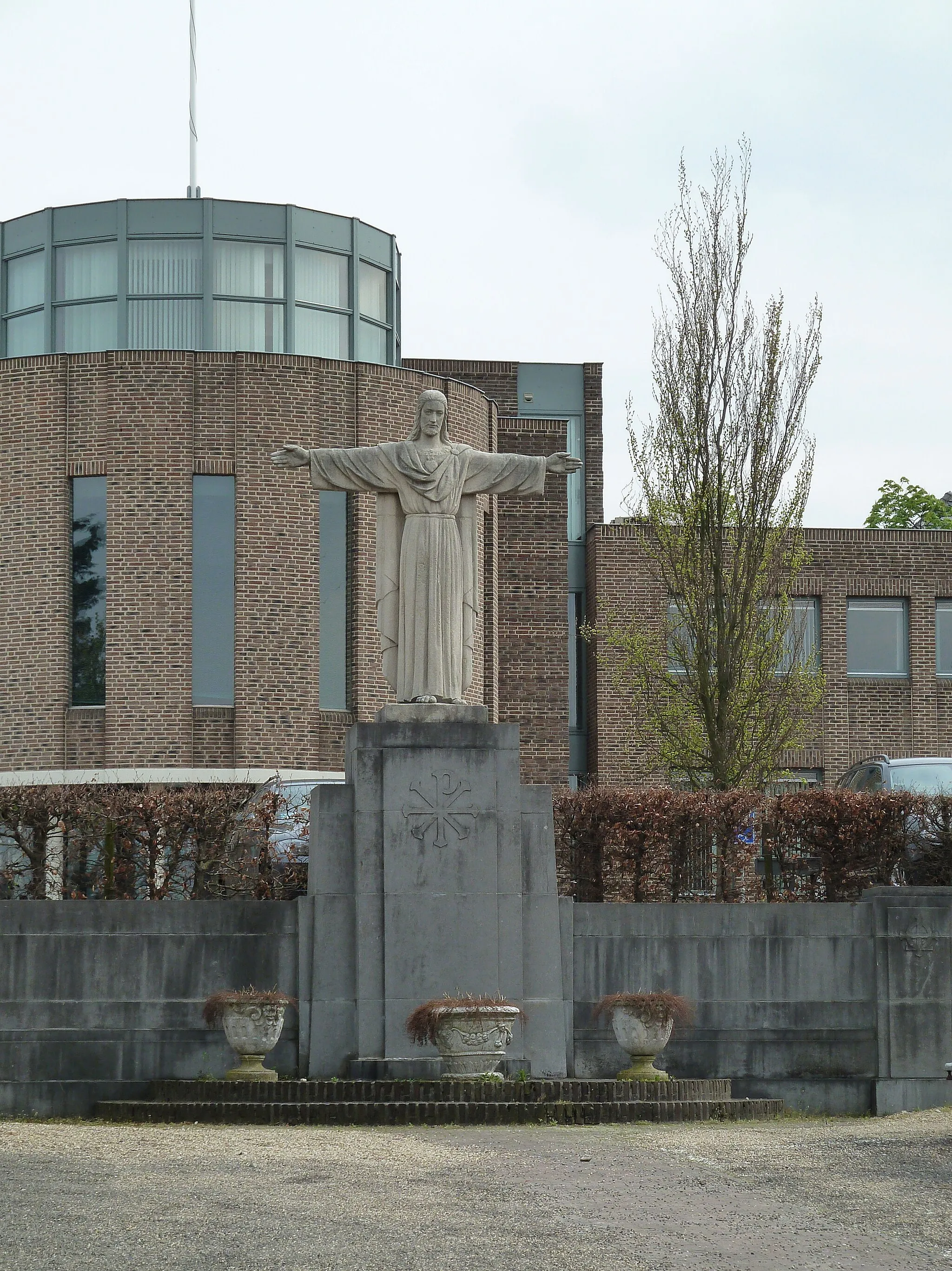 Photo showing: Statue at corner Kloosterlaan-Schoolstraat, Schinveld, Limburg, the Netherlands