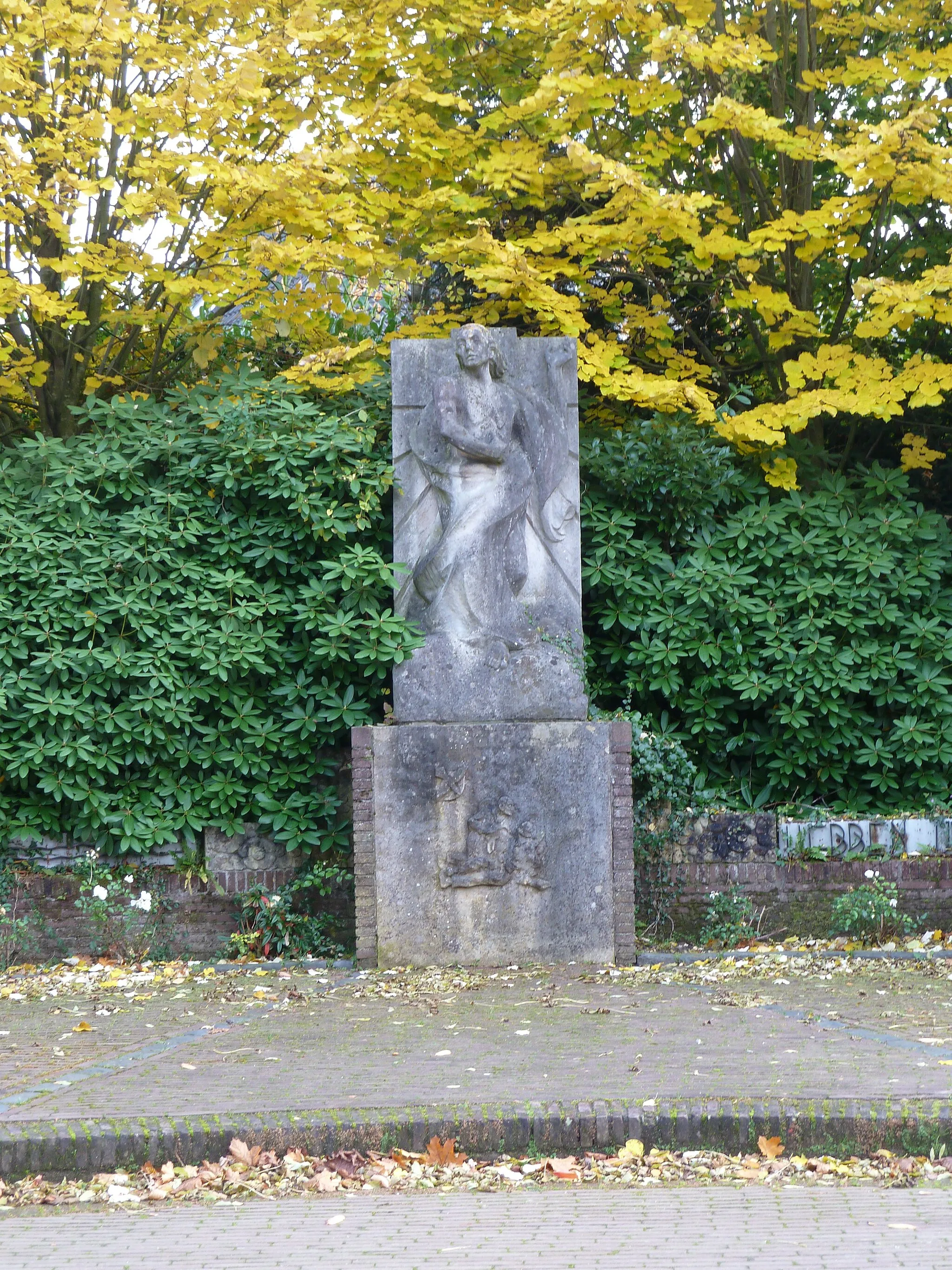 Photo showing: Statue Sint Catharinastraat, Ulestraten, Limburg, the Netherlands