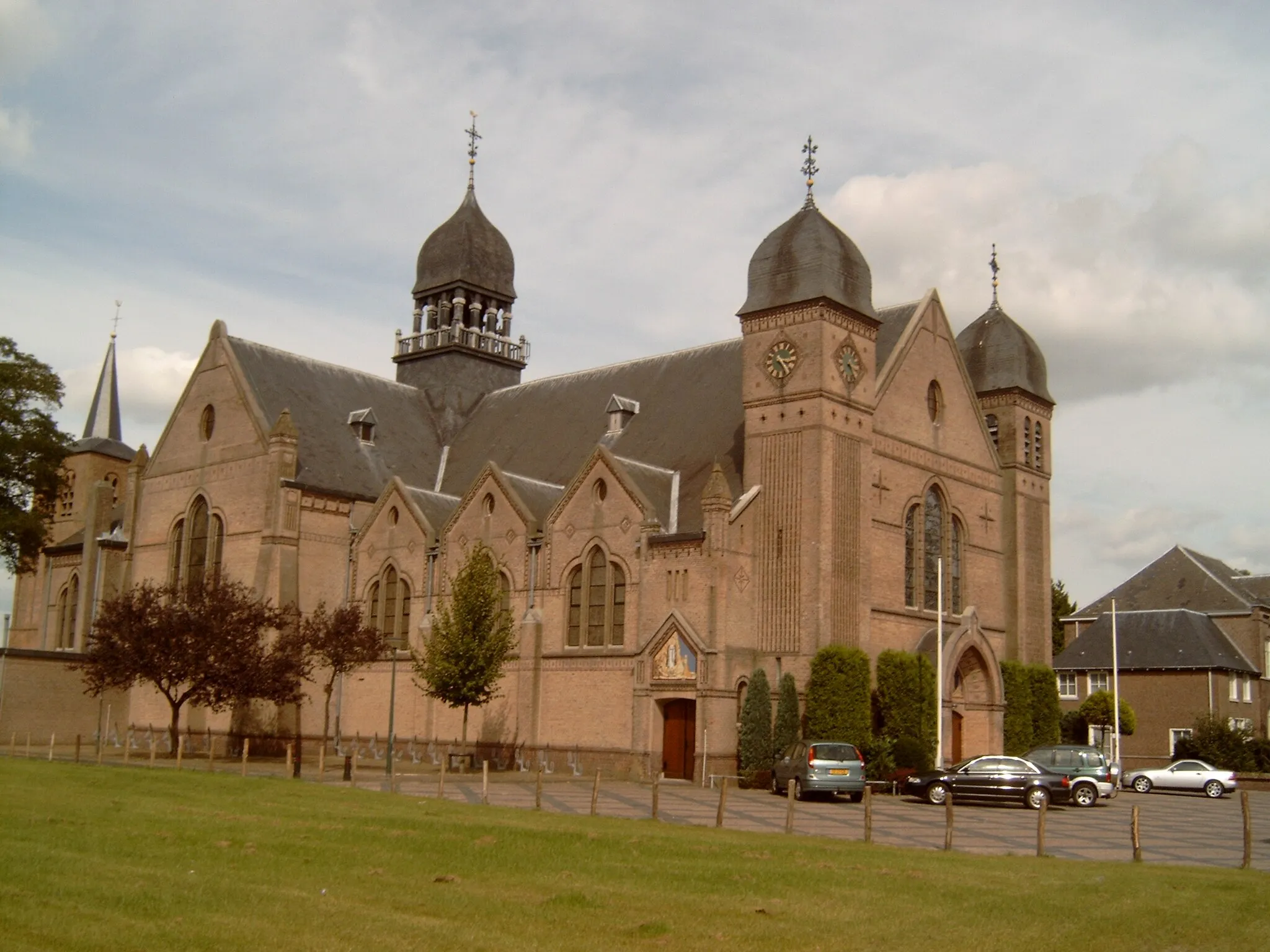 Photo showing: Bladel, kerk