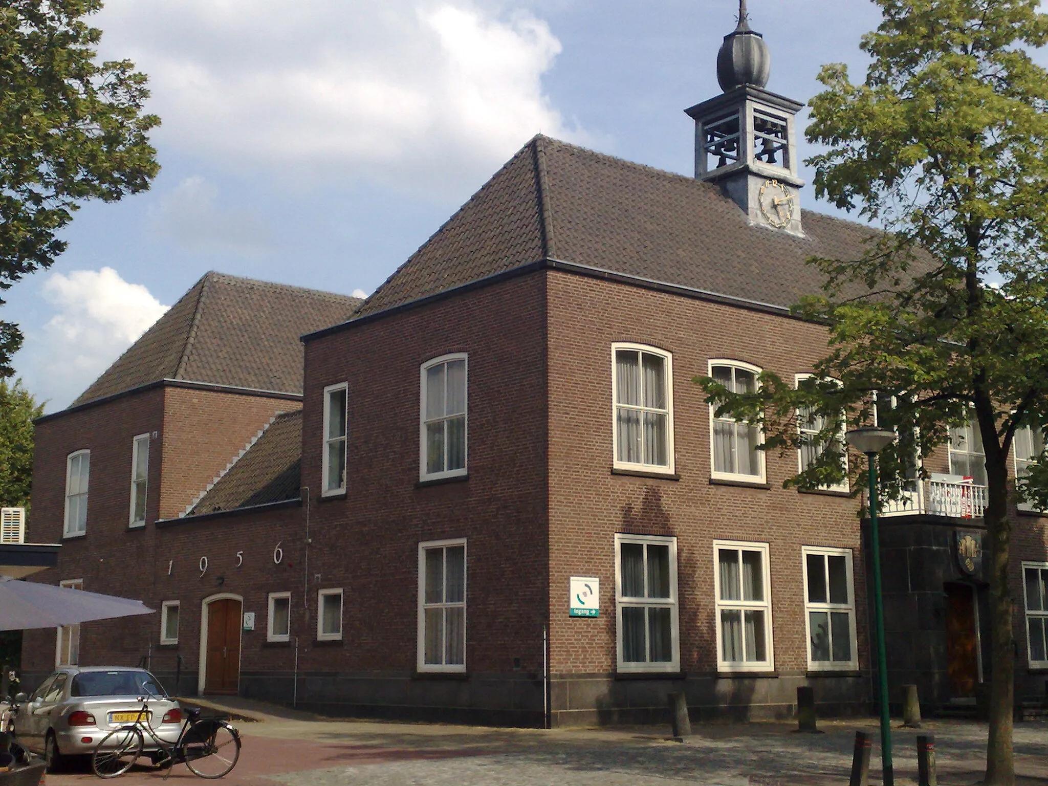 Photo showing: The Old Townhall of Eersel on the market, North Barbant, Netherlands