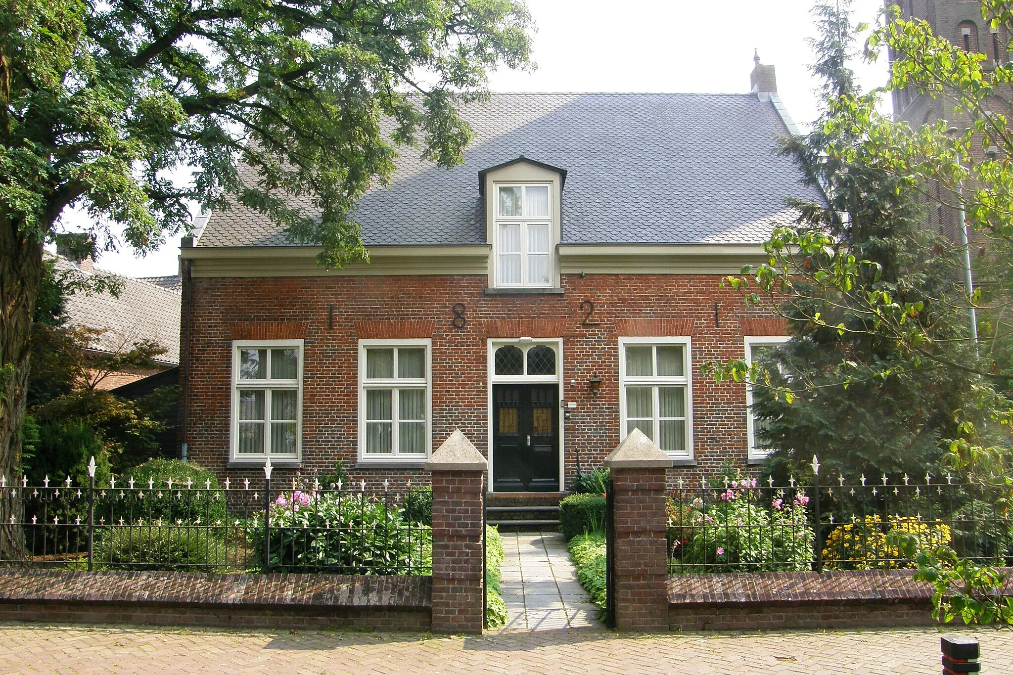 Photo showing: This is an image of rijksmonument number 26325