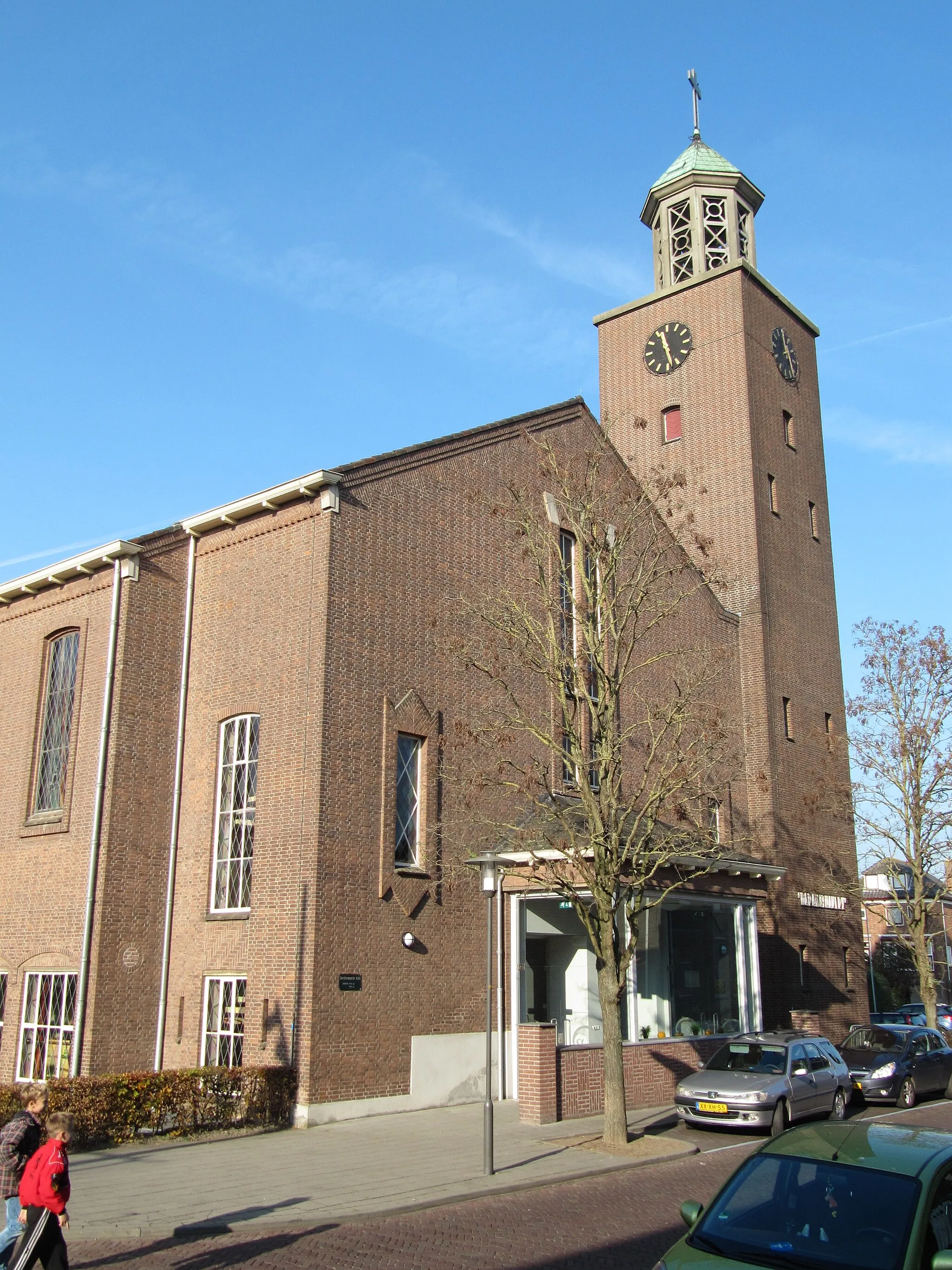 Photo showing: Maranathakerk aan de Merwestraat