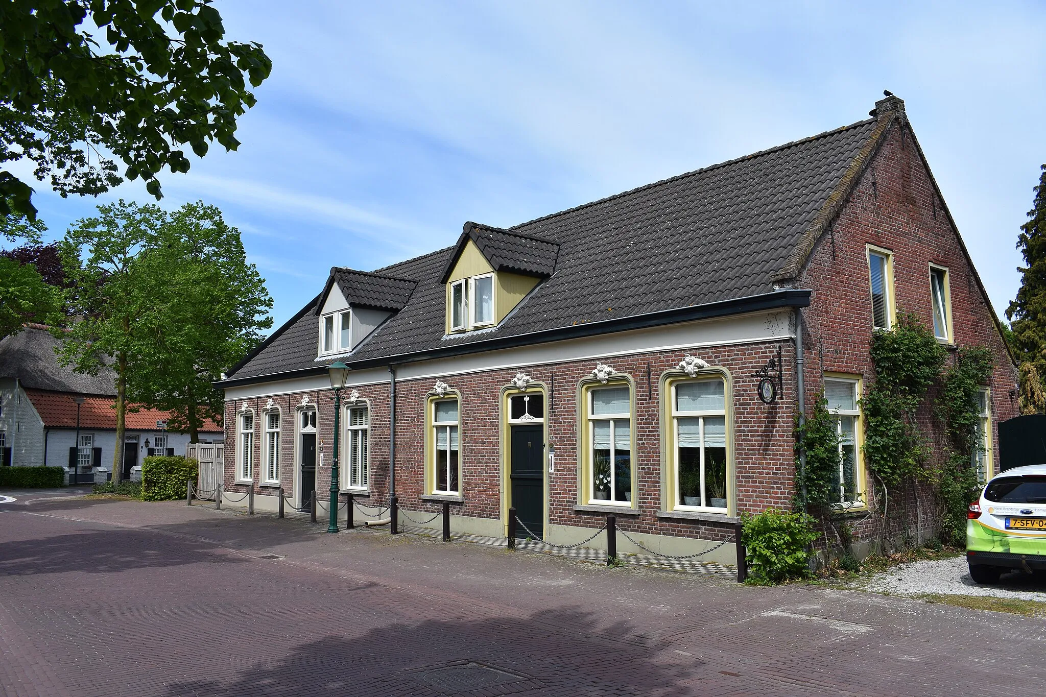 Photo showing: 1724 WN038 Dorpstraat 42-44, Westerhoven