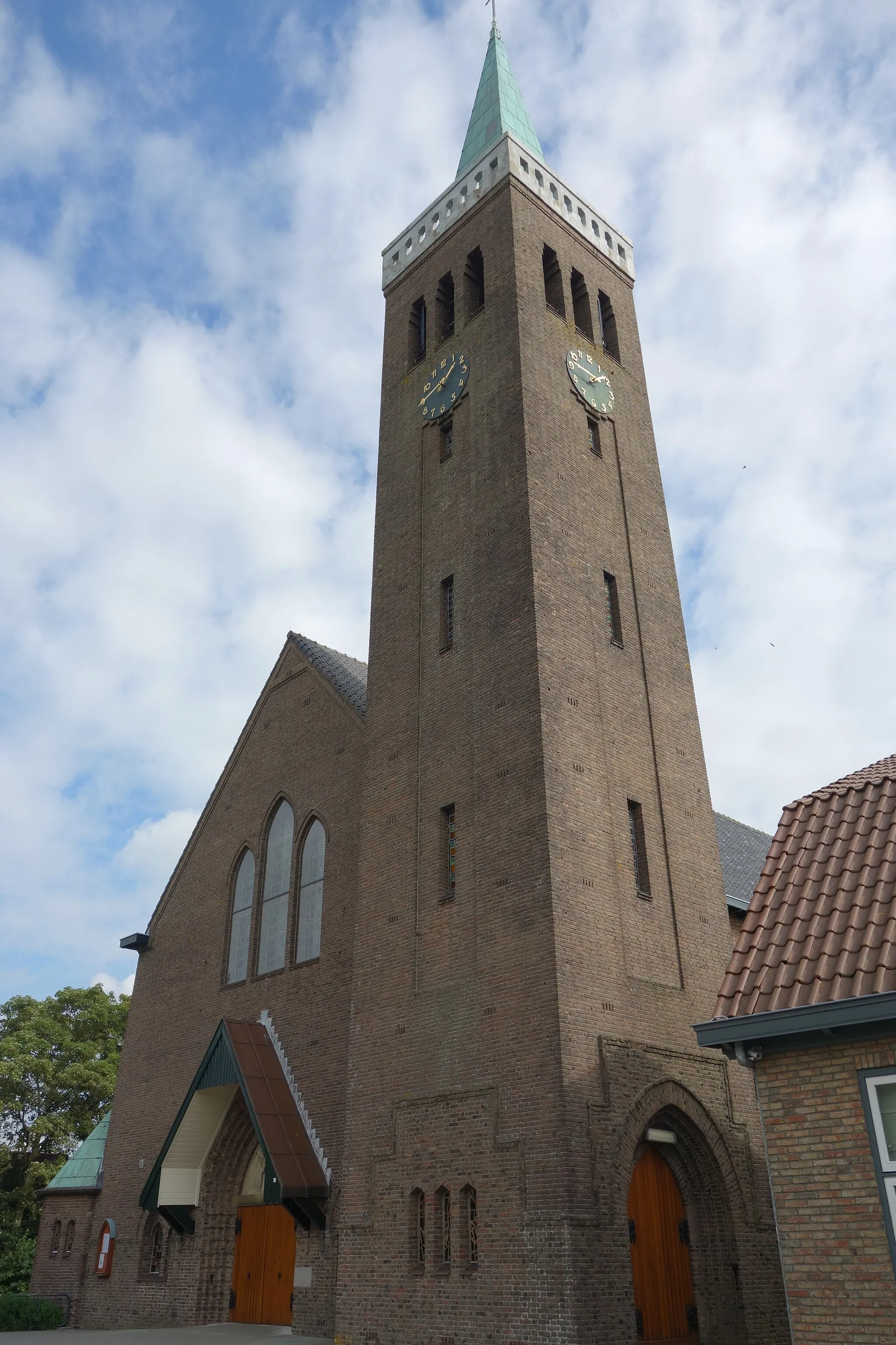 Photo showing: Kerkgebouw op het adres De Goorn 69, kerk is officieel de Onze Lieve Vrouw van de Heilige Rozenkrans.