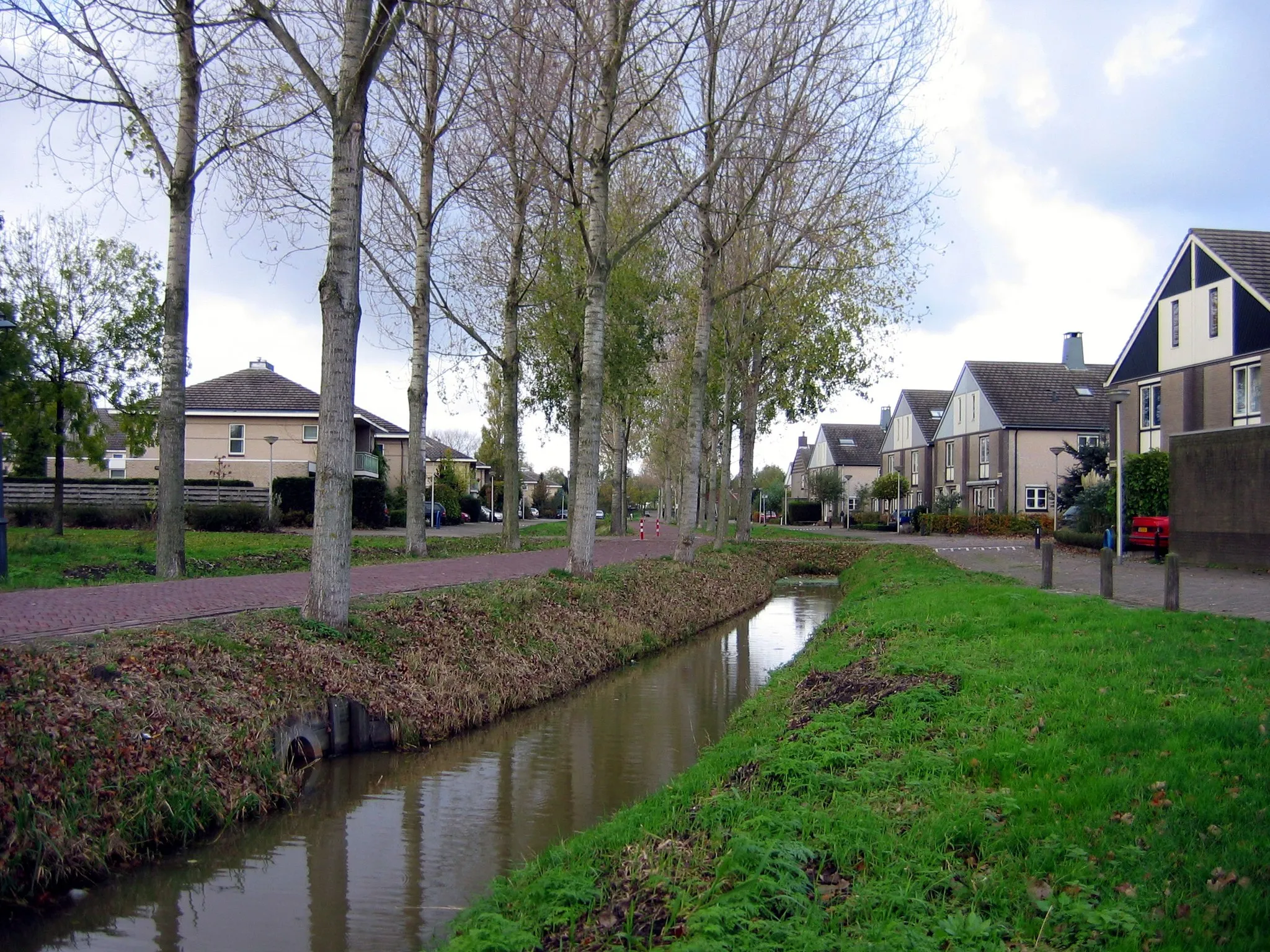 Photo showing: Diemen, Ouddiemerlaan