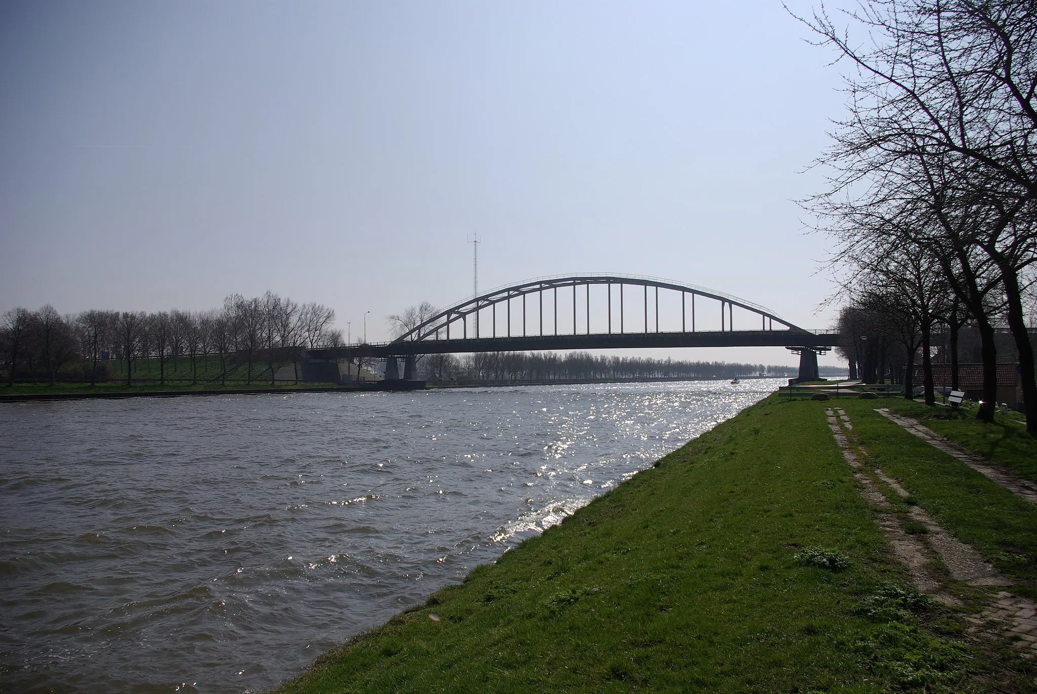 Photo showing: Amsterdam-Rhine Canal between Driemond and Weesp