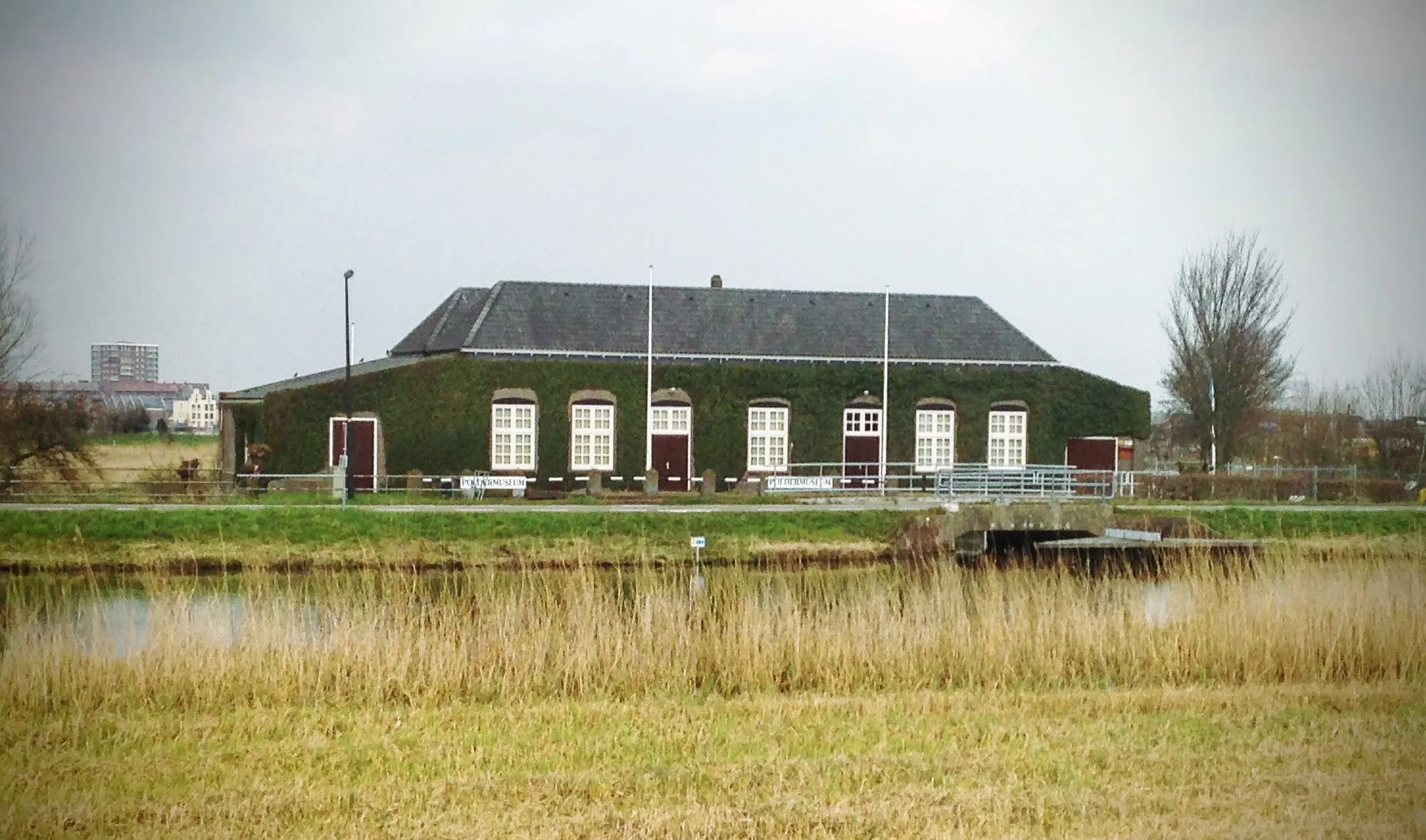 Photo showing: Gebouw aan de voorkant gezien.