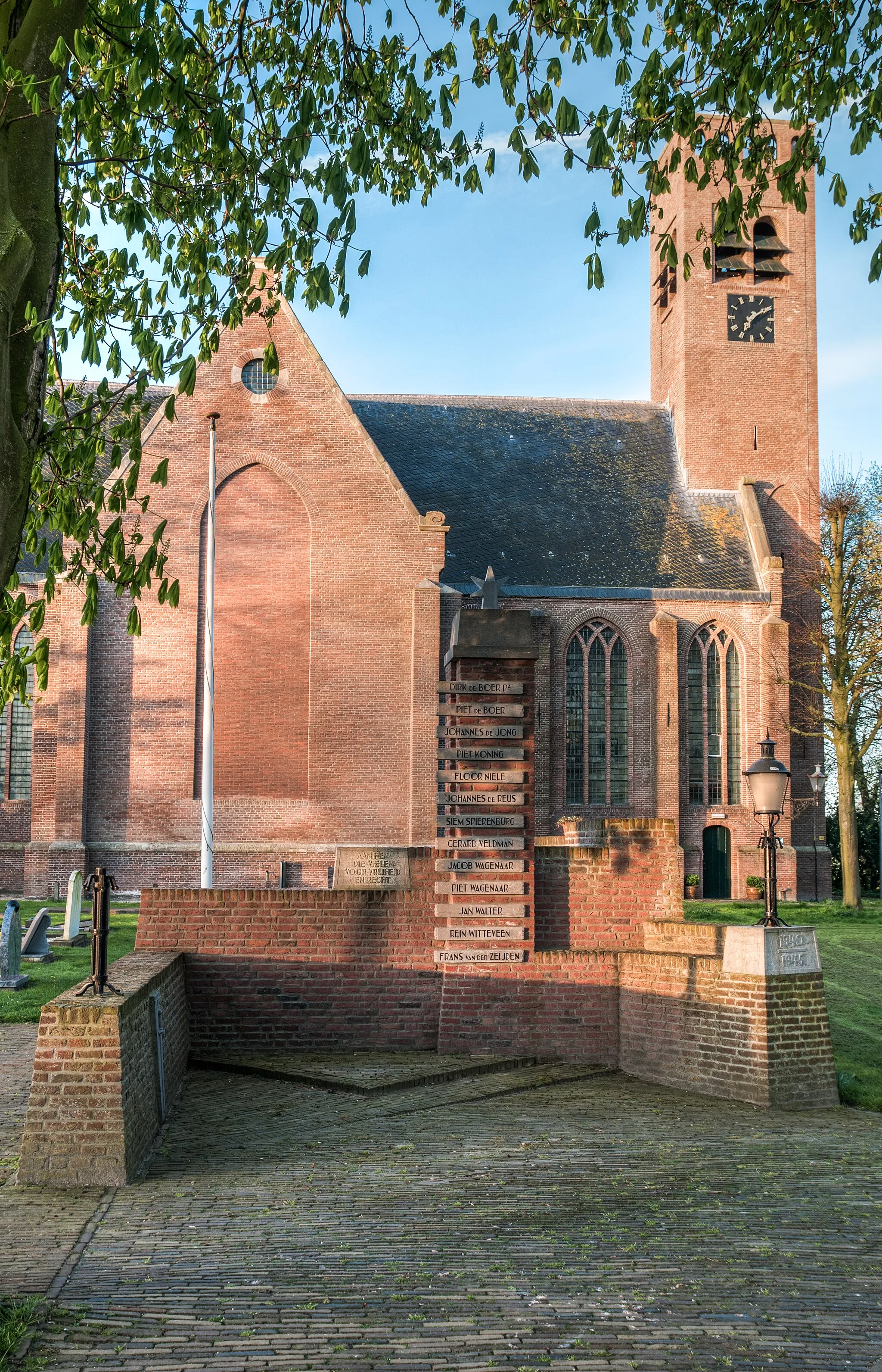 Photo showing: This is an image of a war memorial in the Netherlands, number: