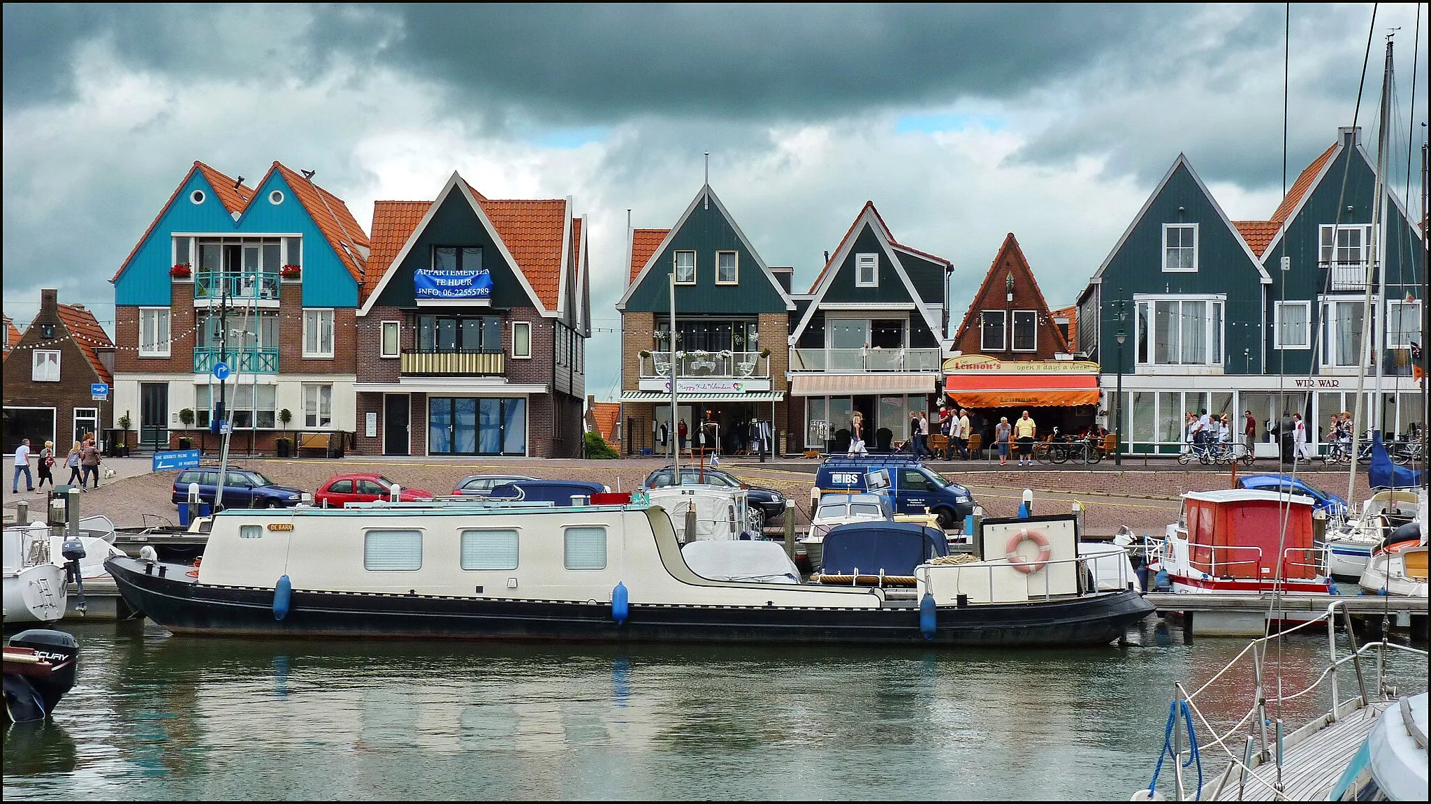Photo showing: Volendam harbour