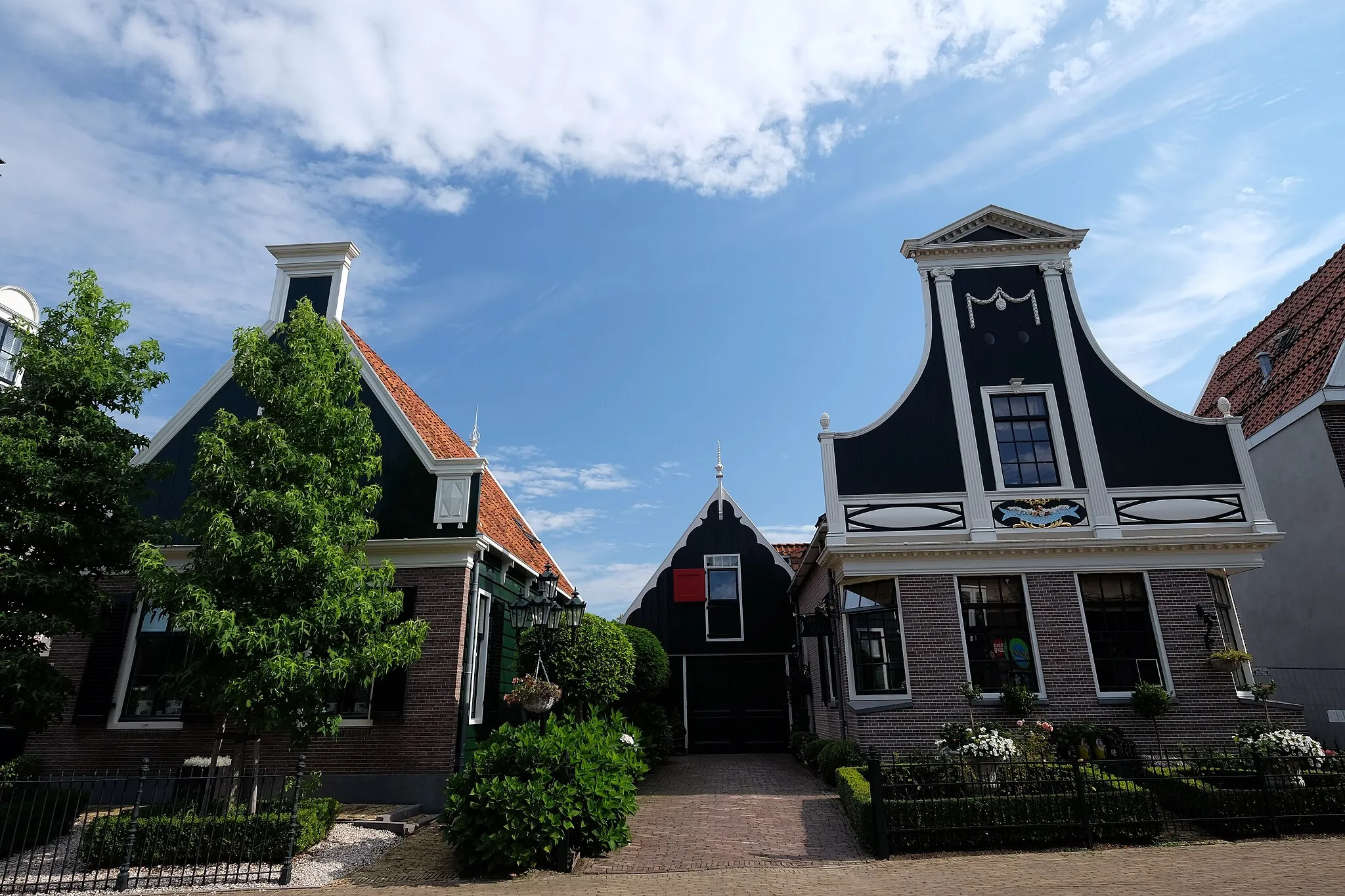 Photo showing: Houses at Lagedijk 150 and Lagedijk 148 in Zaandijk