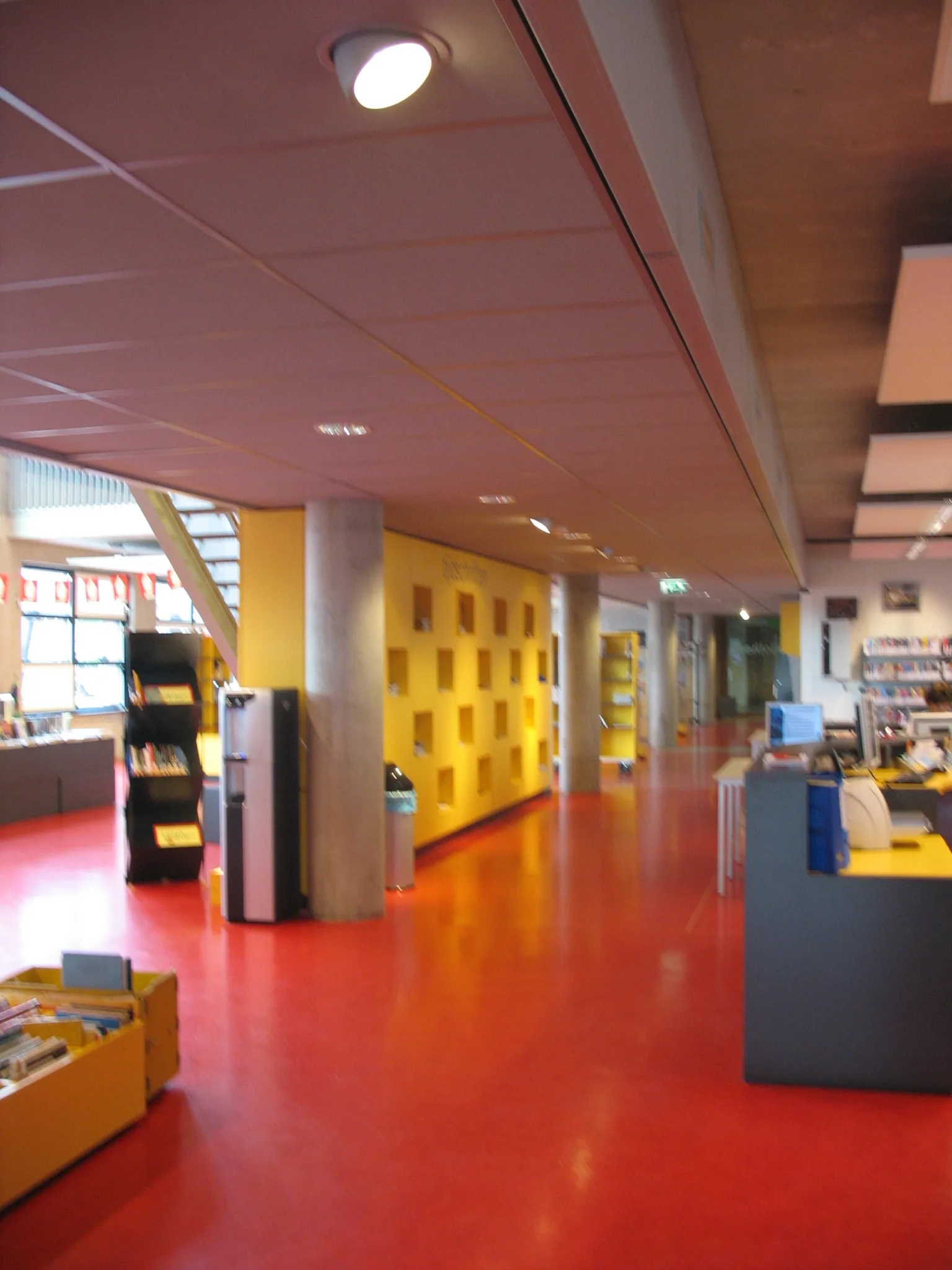 Photo showing: Bibliotheek - Zuid-Scharwoude
