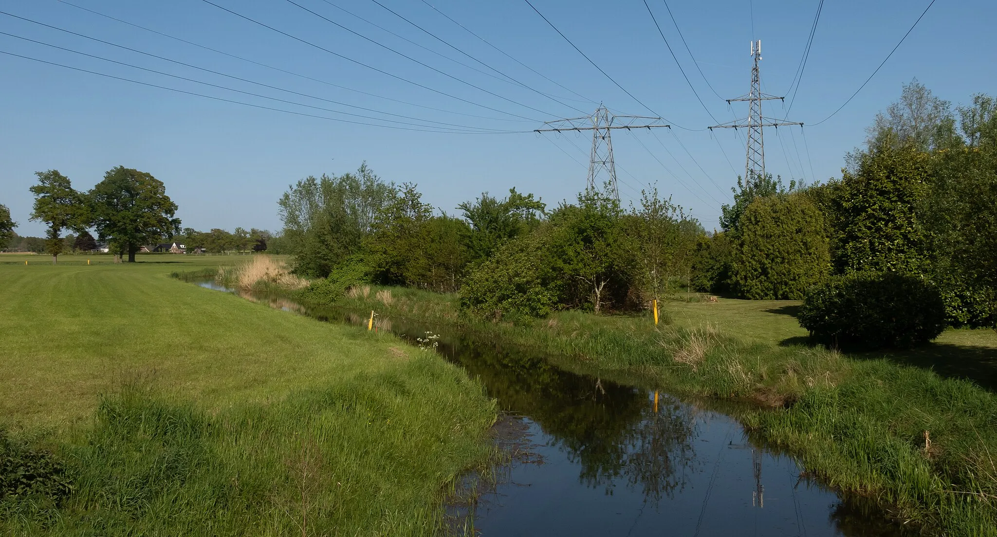 Photo showing: near Schalkhaar, ditch: the Zandwetering from the bridge (Ganzeboombrug)