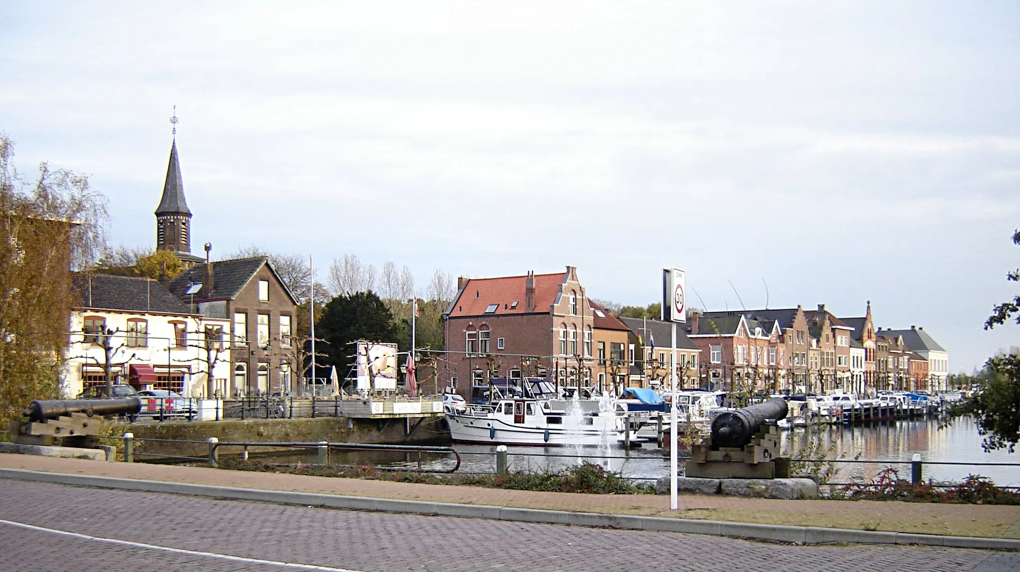 Photo showing: This is an image of a municipal monument in Terneuzen with number