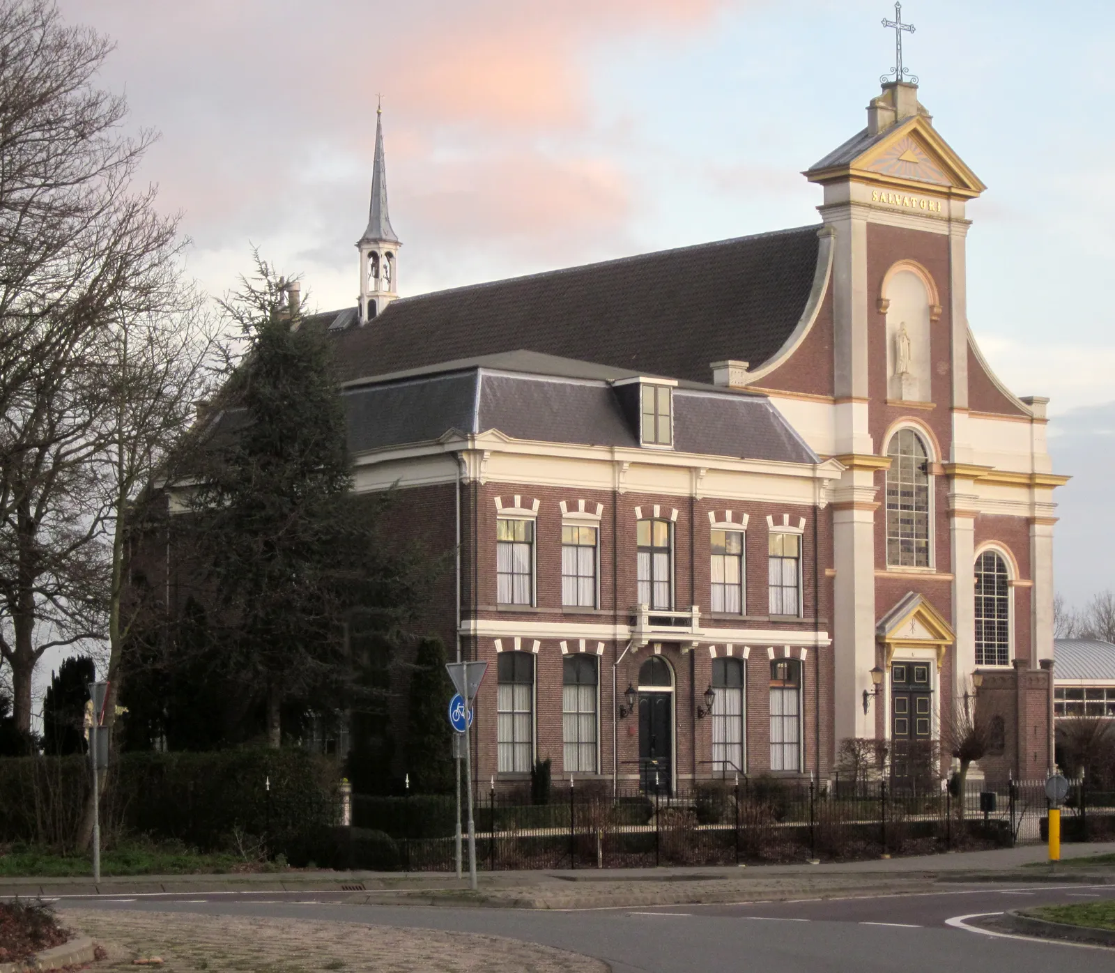 Photo showing: Saint Barnabas Catholic Church, Haastrecht, South Holland, Netherlands.