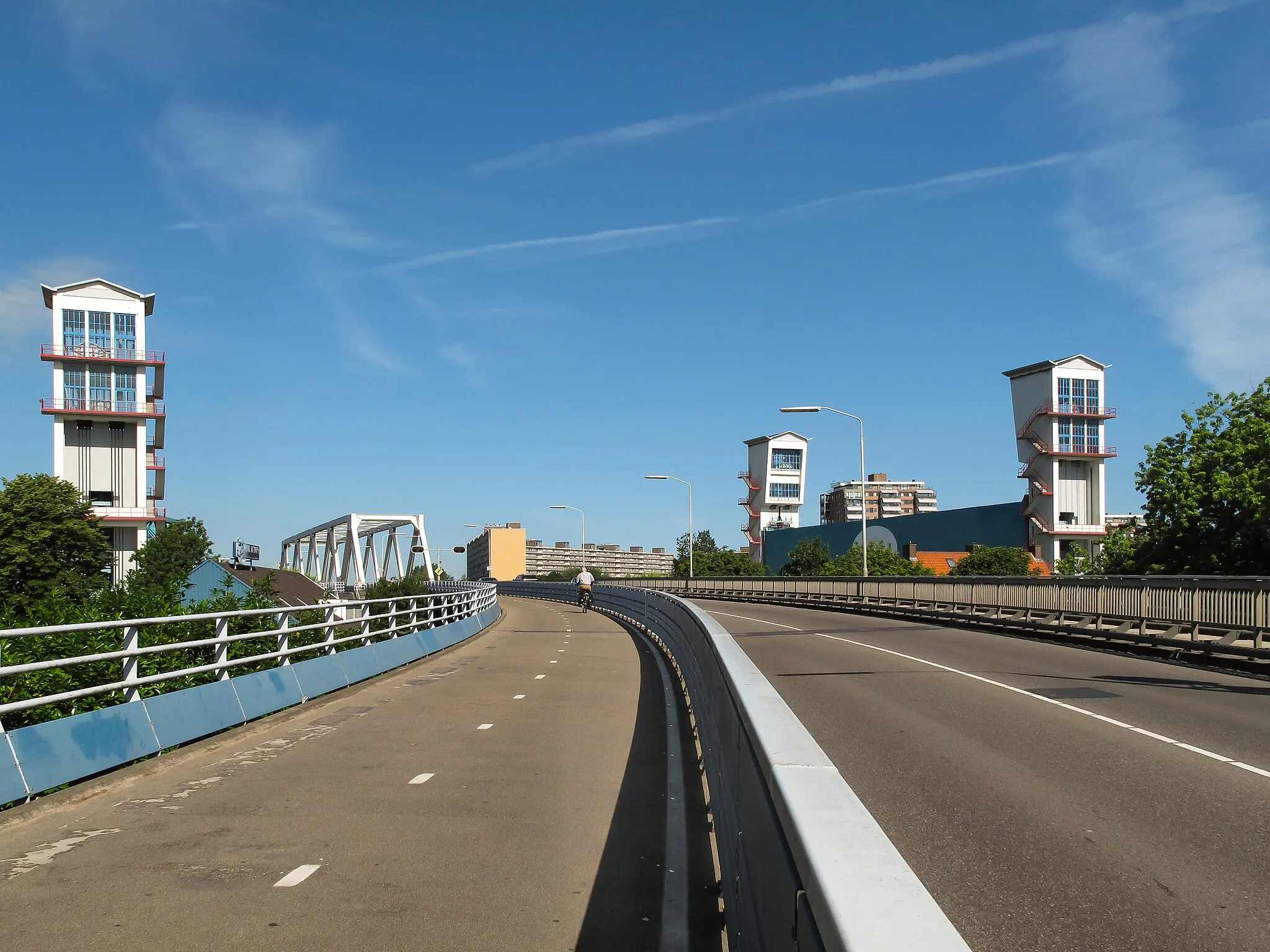 Photo showing: Krimpen ad IJssel, cycling track across the Algrabrug