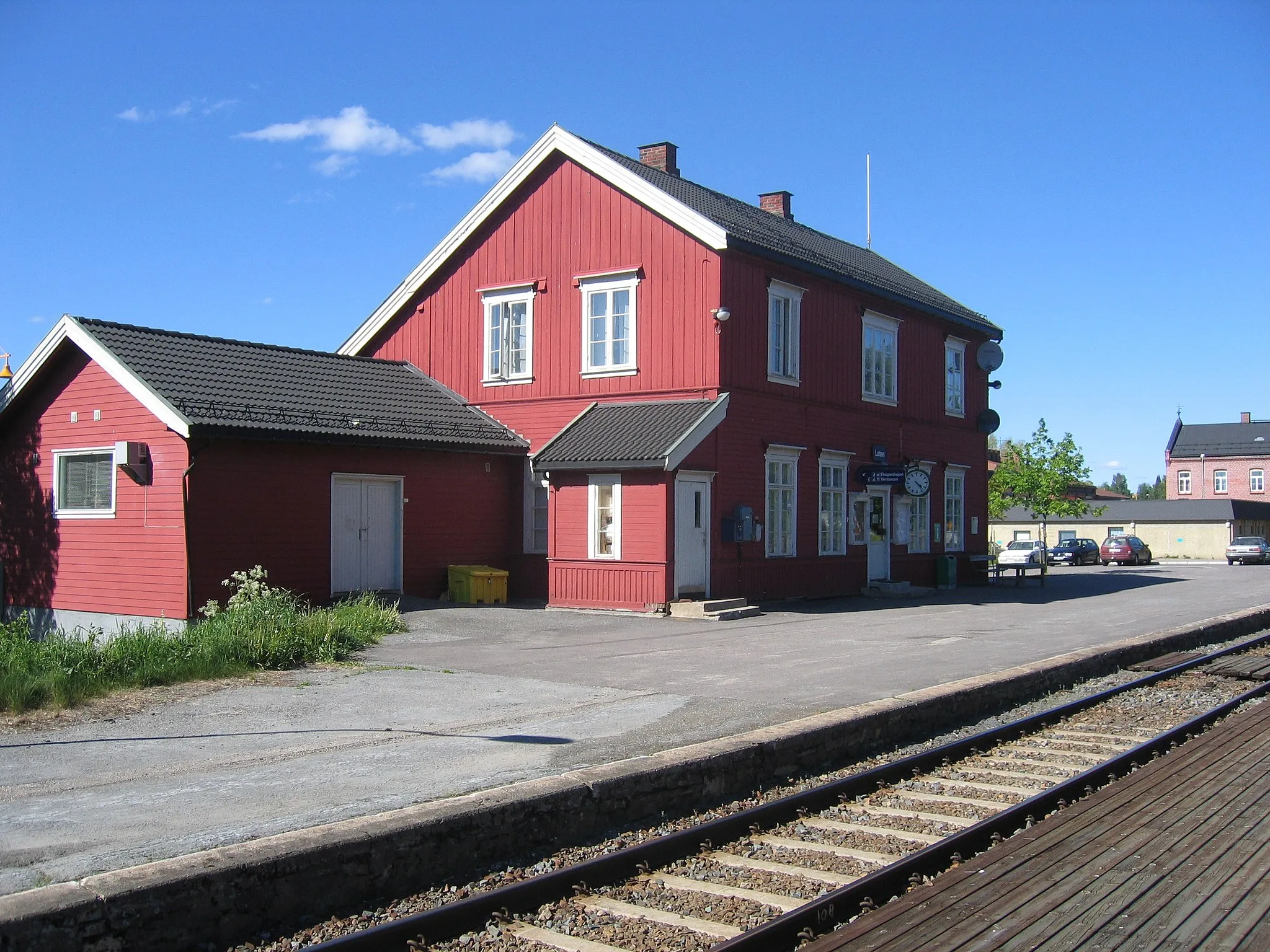 Photo showing: Løten railway station in Hedmark, Norway.